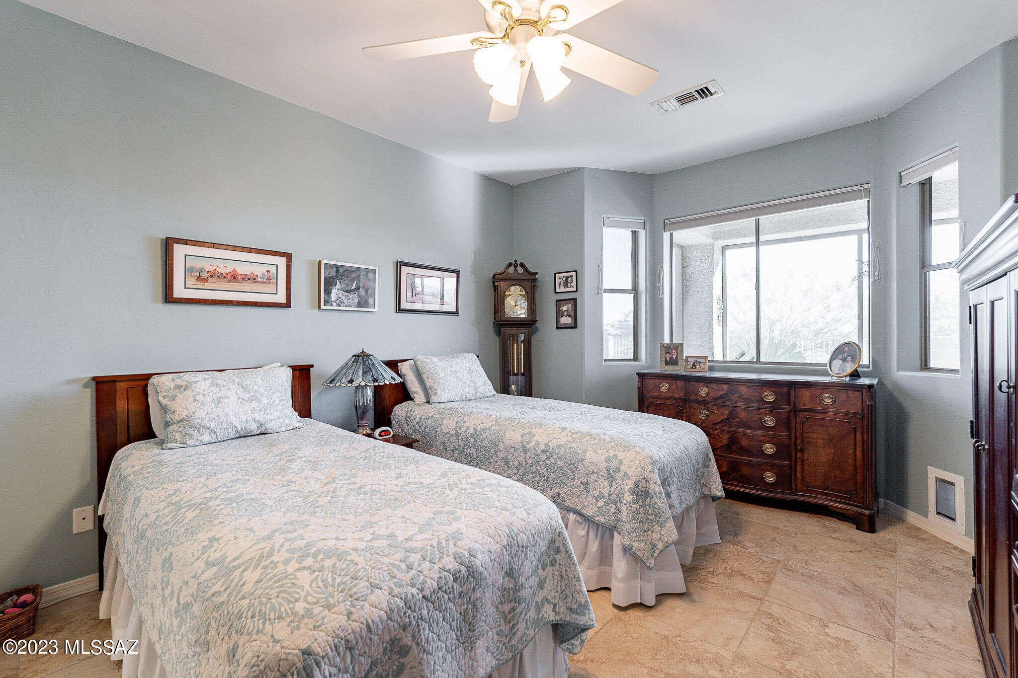 Las Campanas Village (1-111) - Residential