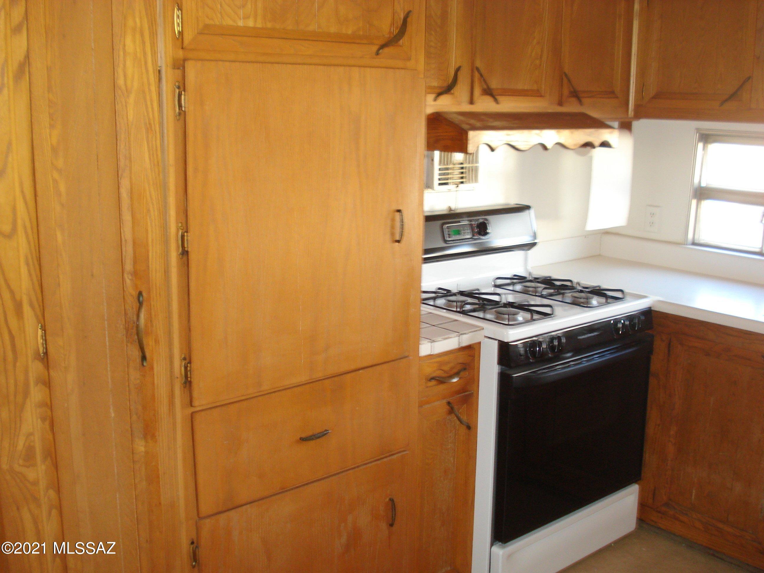 Tucson Estates (403-758) - Residential