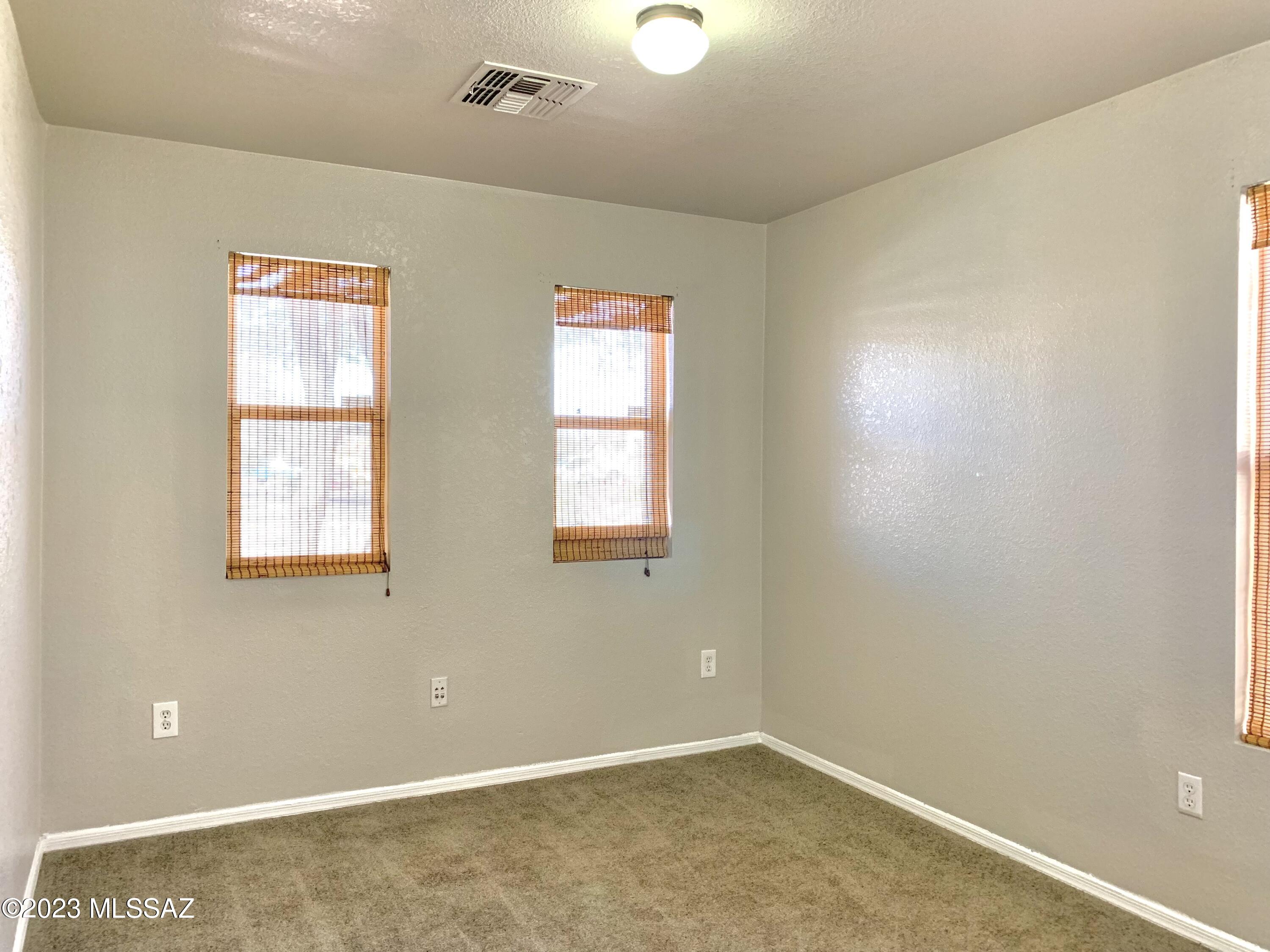 Presidio Del Cielo (1-425) - Residential Lease