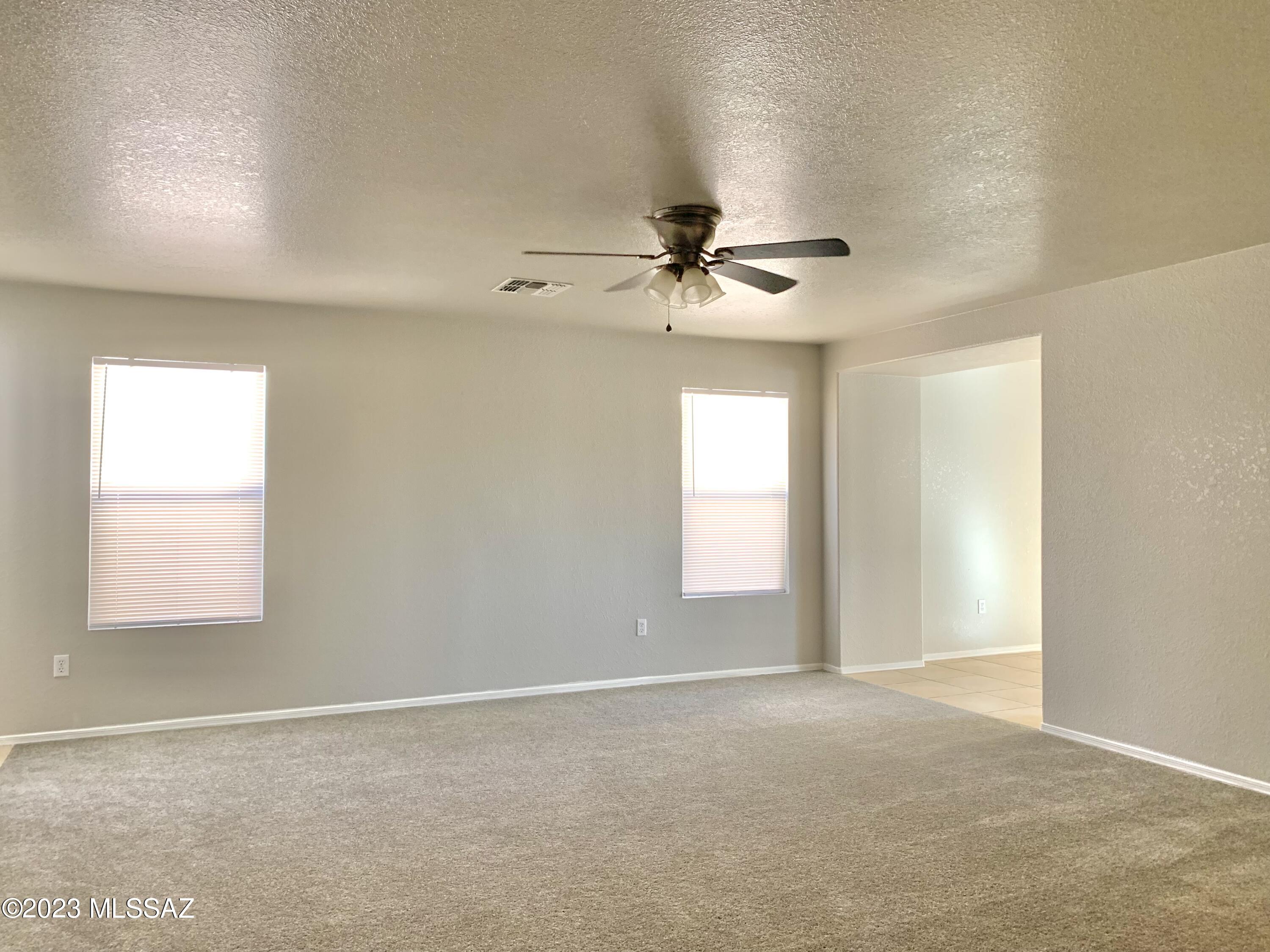 Presidio Del Cielo (1-425) - Residential Lease