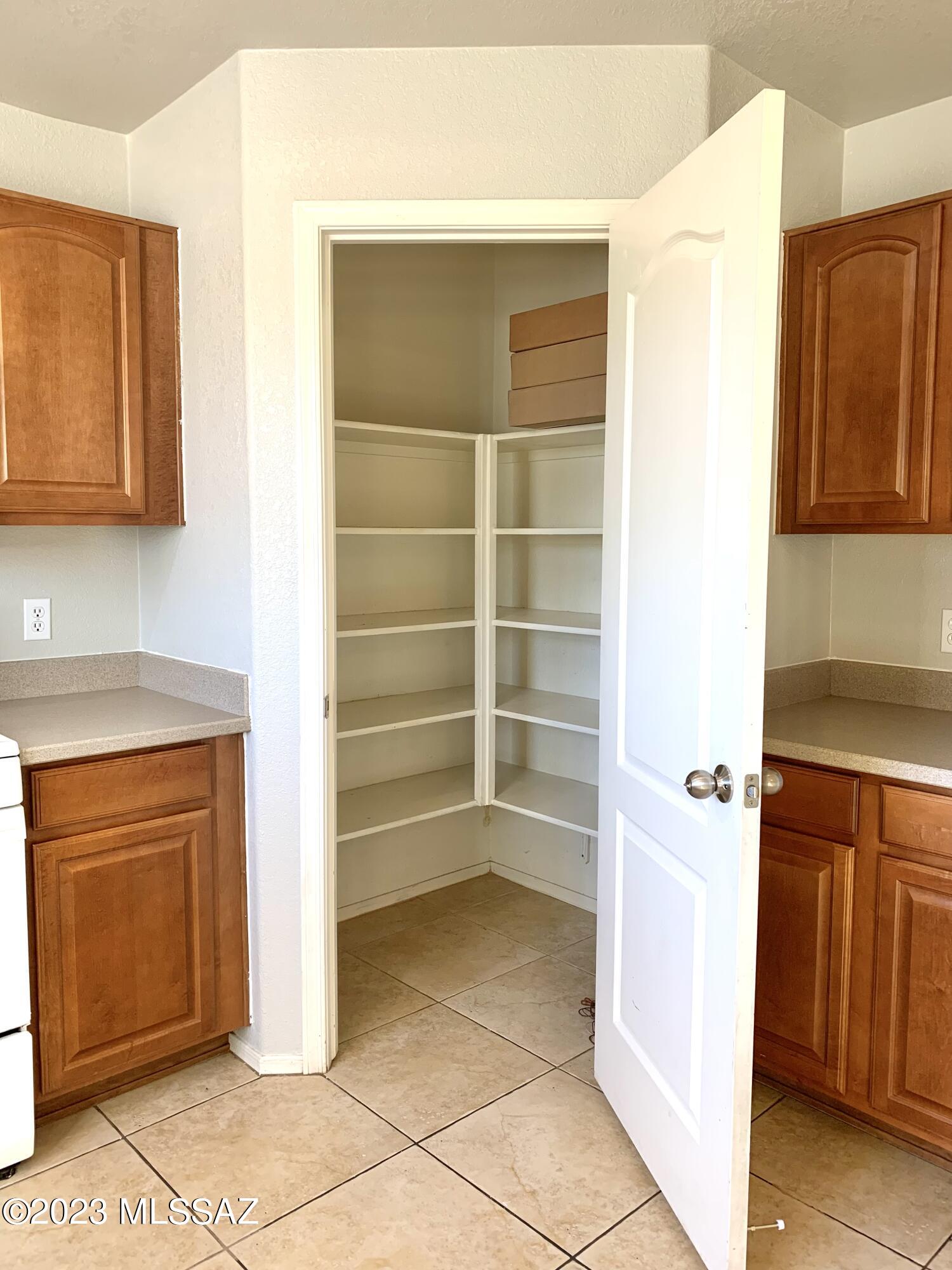 Presidio Del Cielo (1-425) - Residential Lease