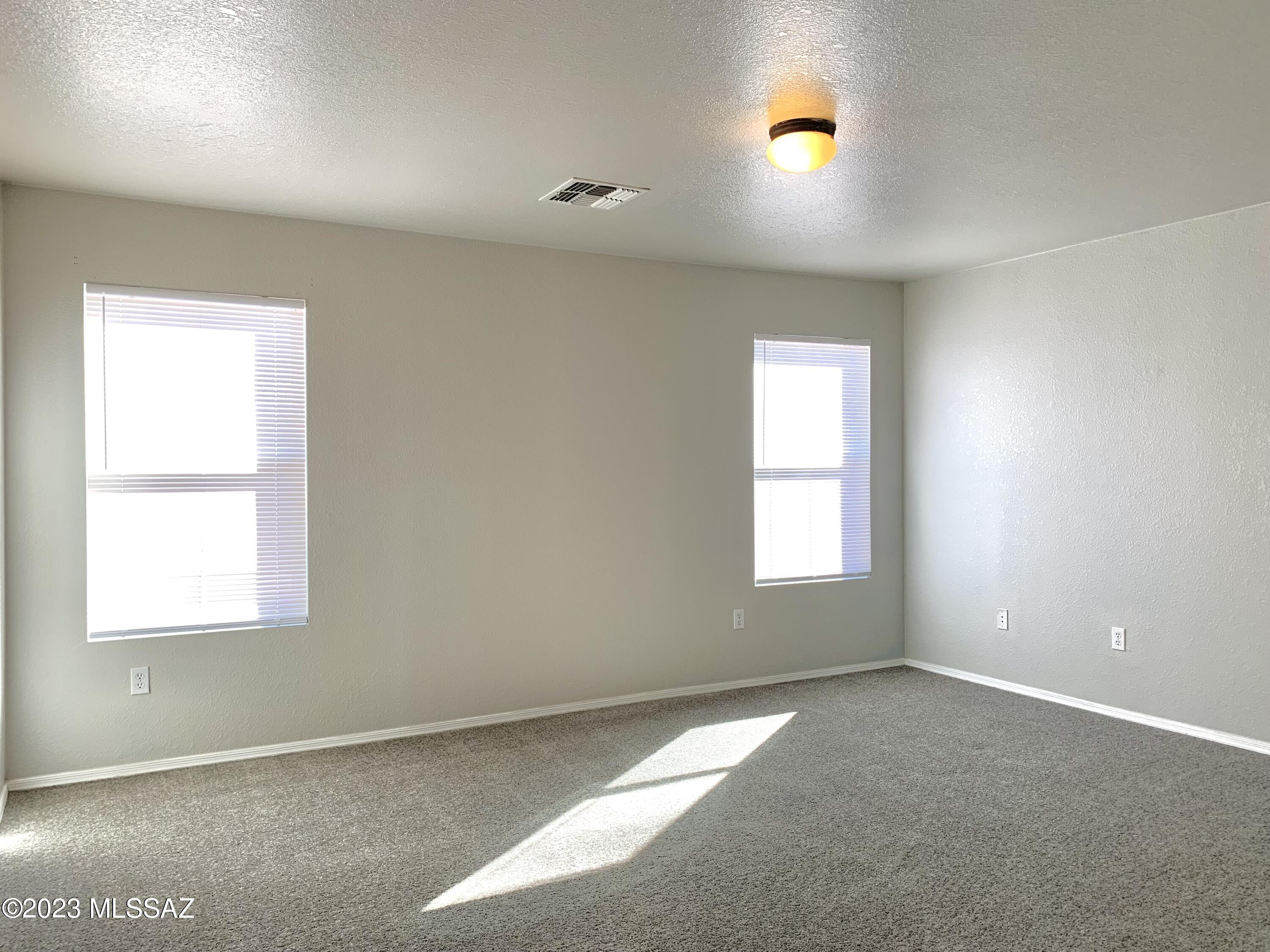 Presidio Del Cielo (1-425) - Residential Lease