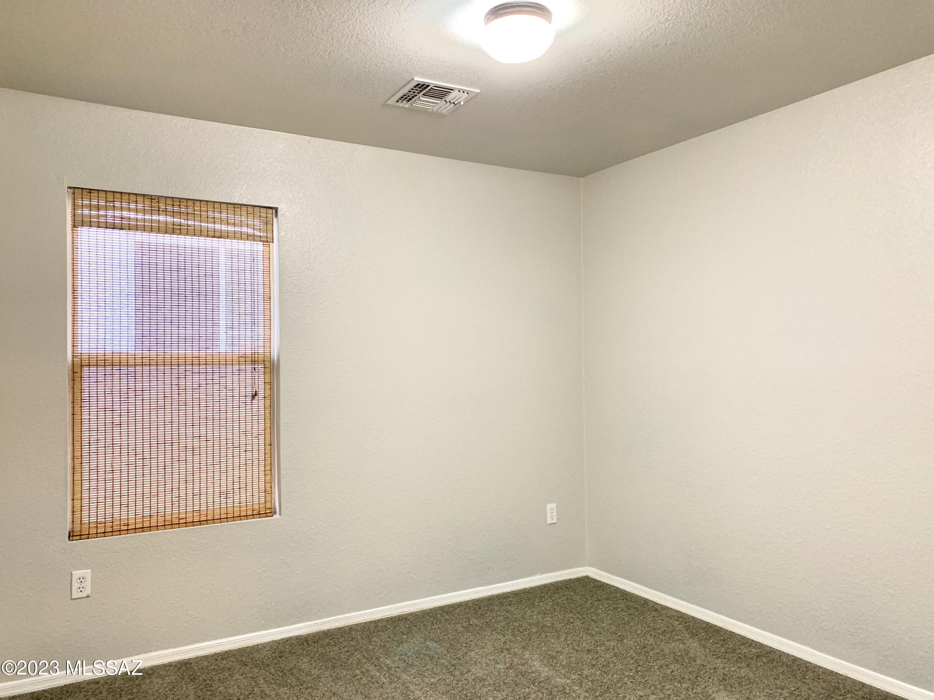 Presidio Del Cielo (1-425) - Residential Lease