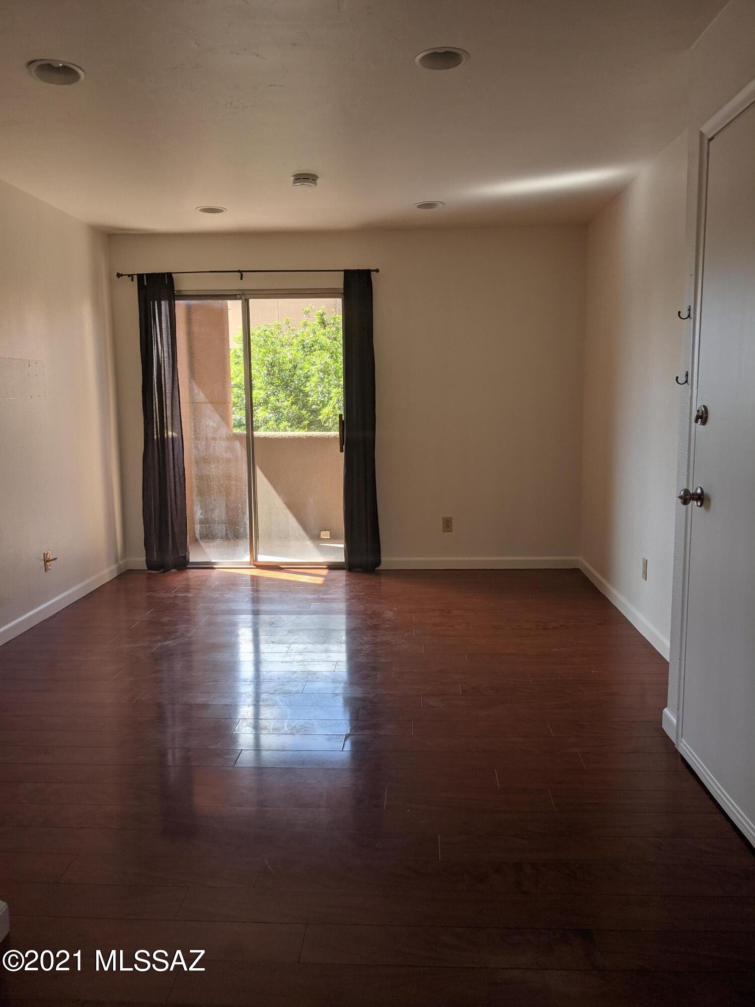 Casa Club Condominium - Residential Lease