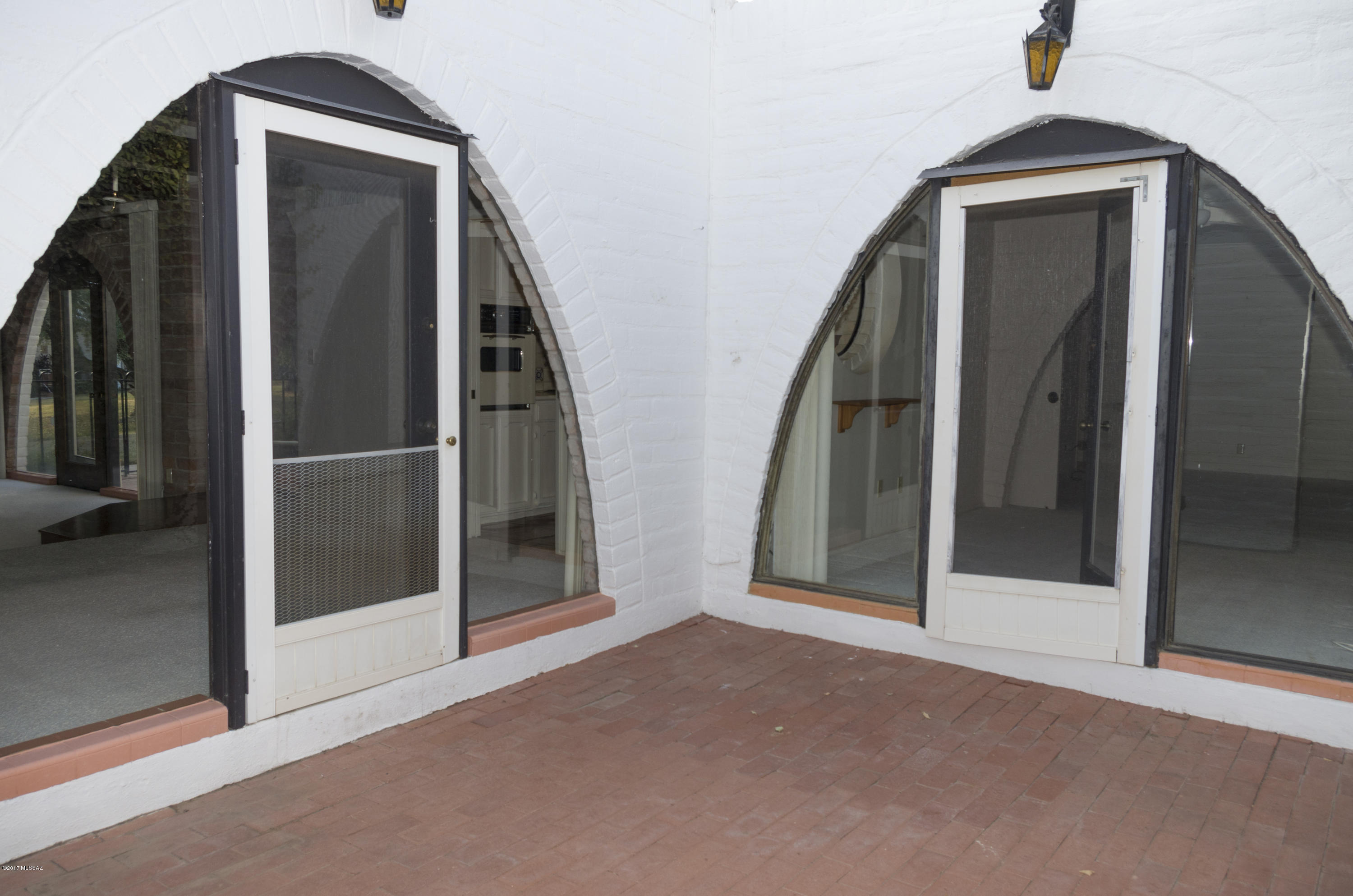 Las Lomitas (1) - Residential