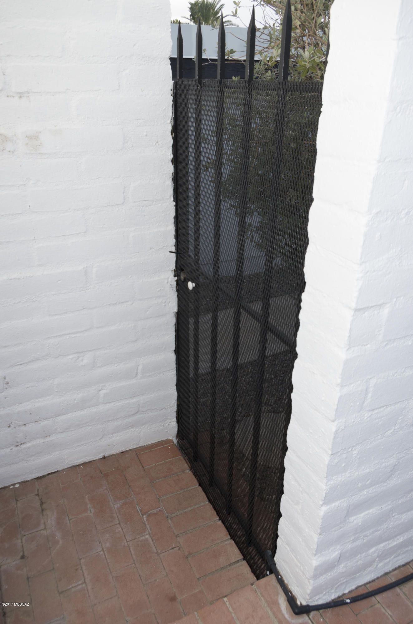 Las Lomitas (1) - Residential