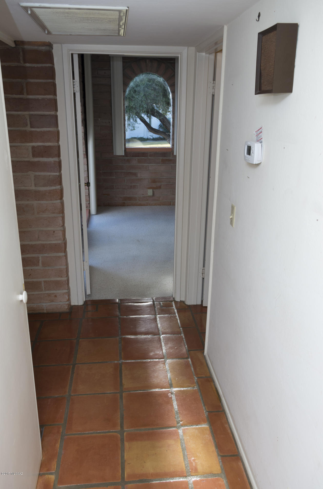 Las Lomitas (1) - Residential