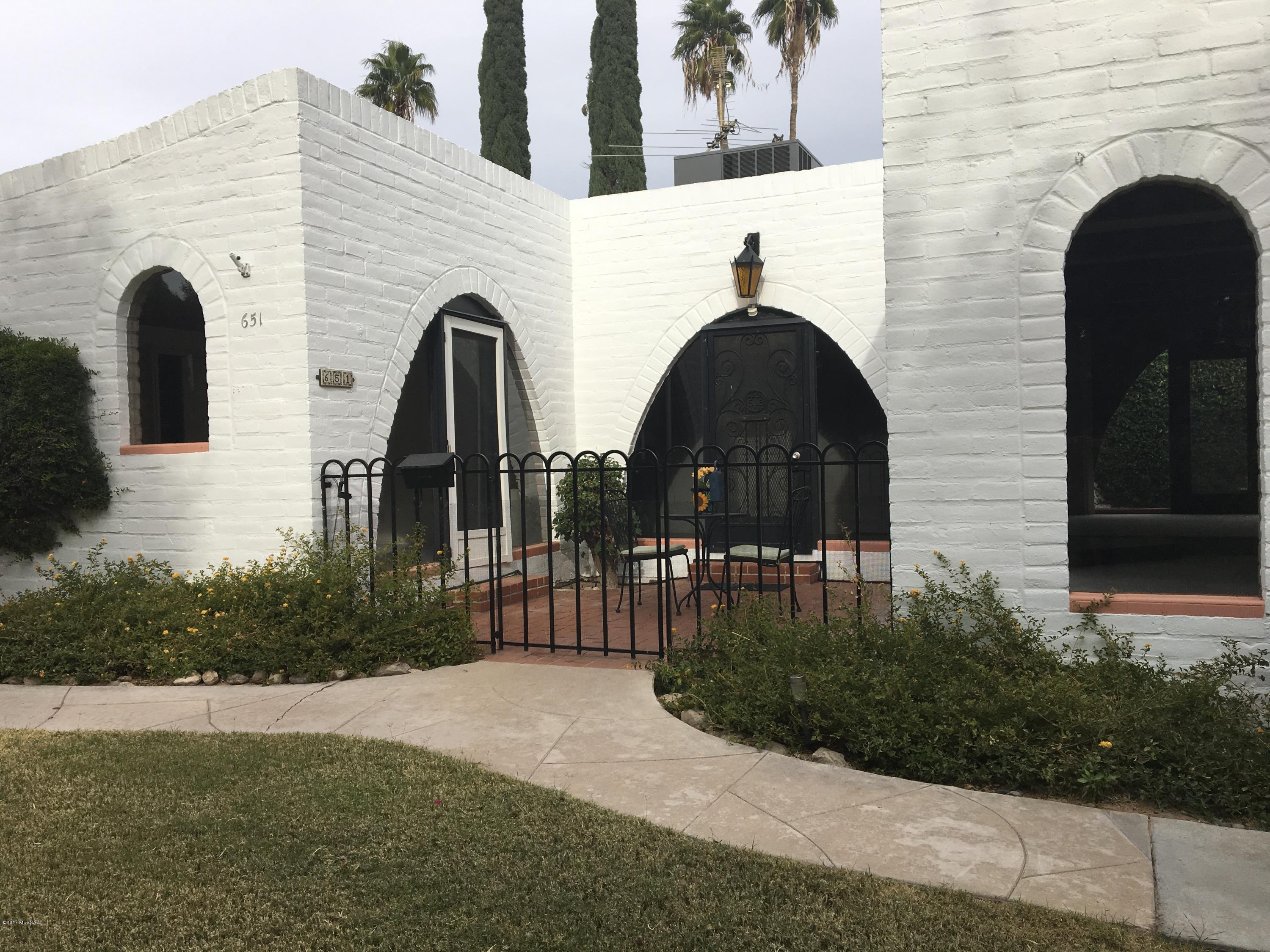 Las Lomitas (1) - Residential