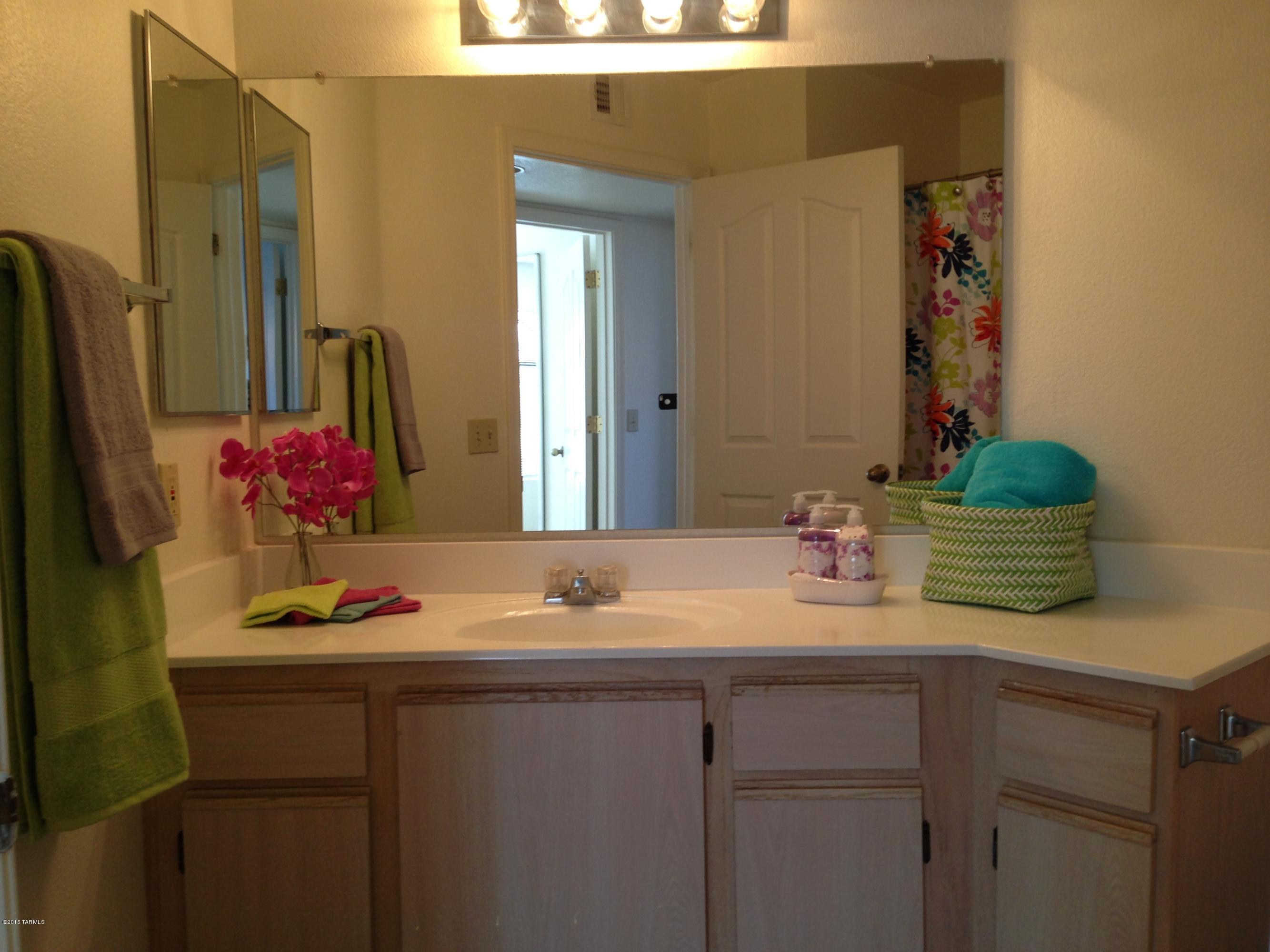 Large Walk in closets in each bedroom split floor plan. Gated entry , Full-size washer /dryer in every unit , Impressive fitness center , Beautiful landscaping , Breathtaking mountain views , All units are corner units , School district 16 ,  pets accepted , Two resort-style pools with spas , Patio/balcony with storage , Tot lot , 24/7-hour responsive maintenance.