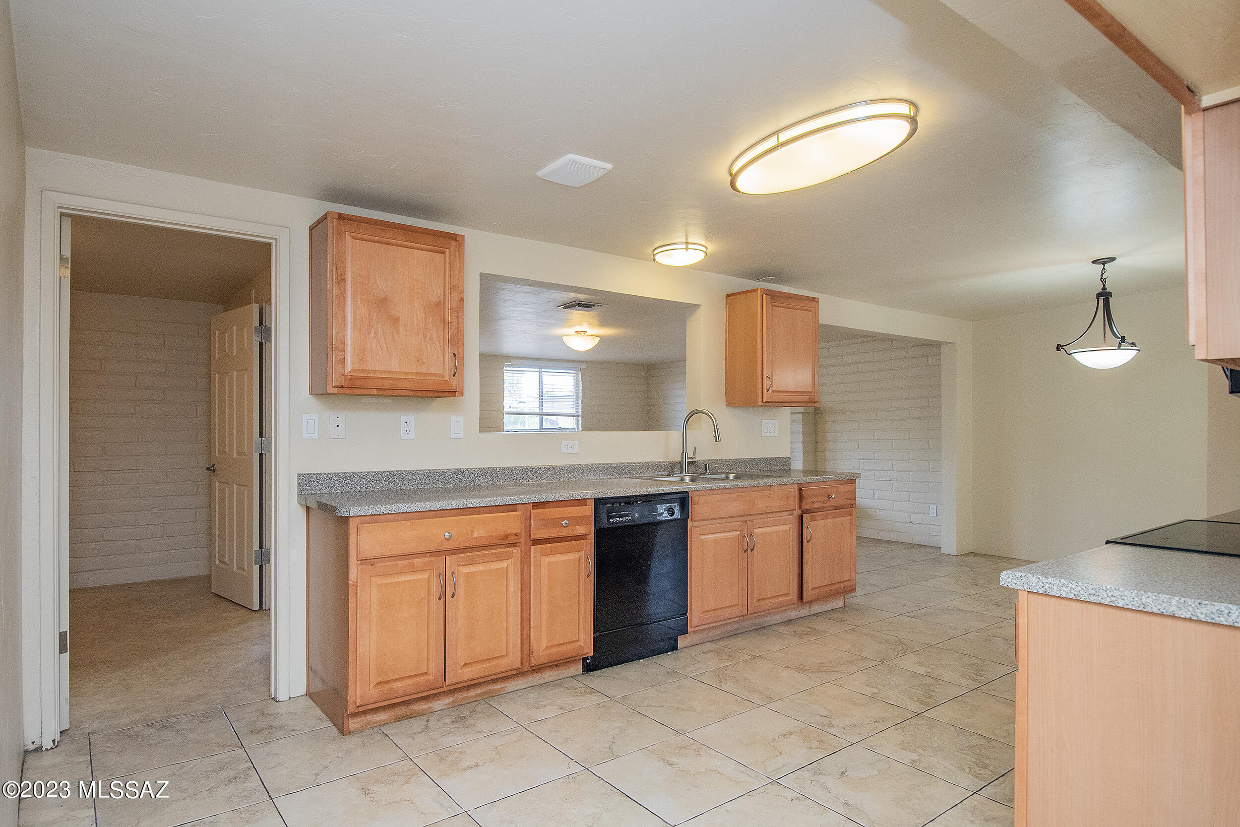 Sherwood Village Terrace (231-546) - Residential