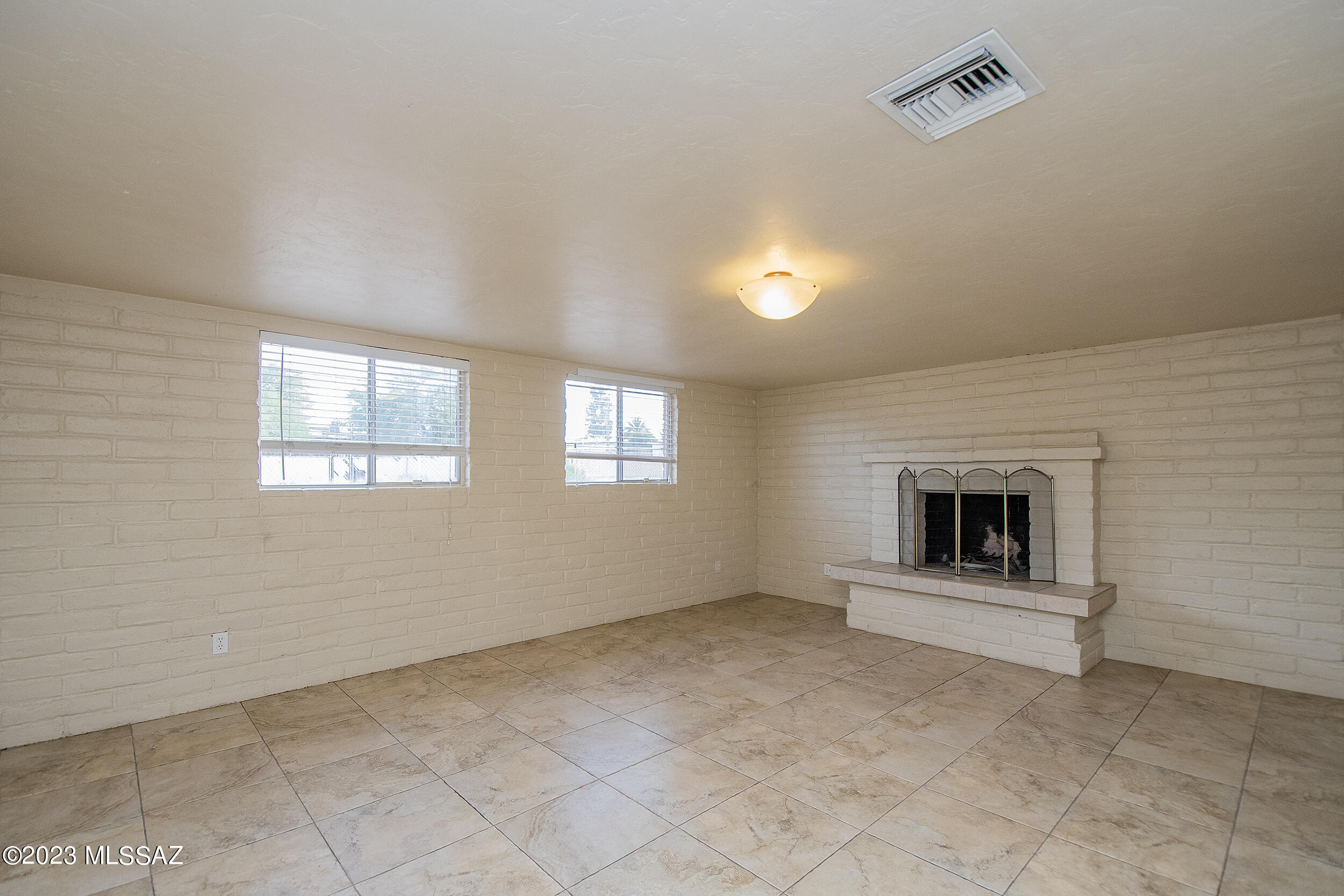 Sherwood Village Terrace (231-546) - Residential