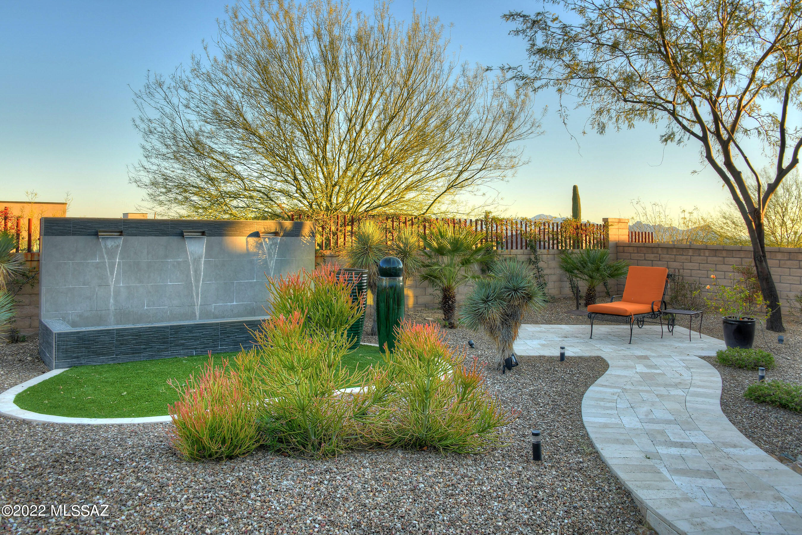 Los Saguaros At Dove Mountain SQ20121640199 - Residential