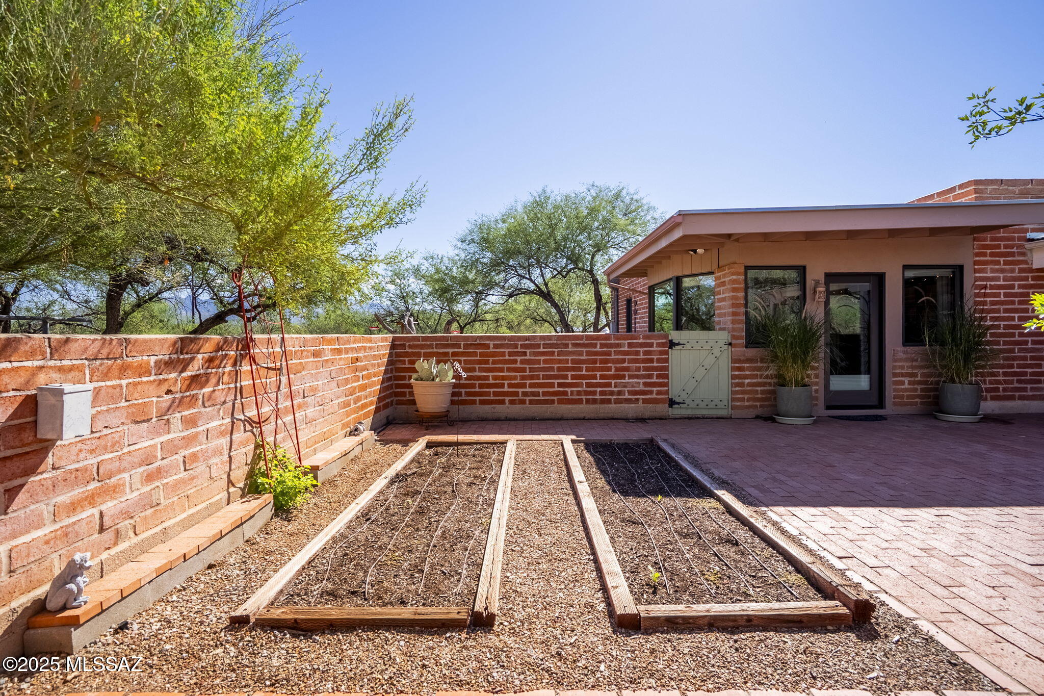 Piedra Drive - Residential