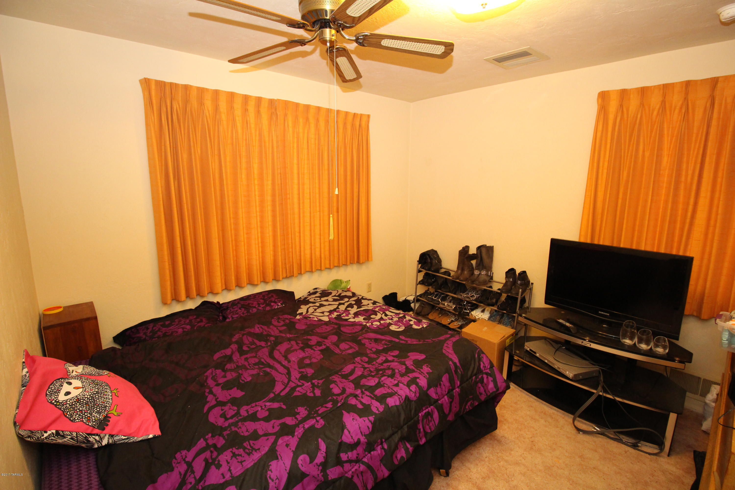 Country Club Manor - Residential