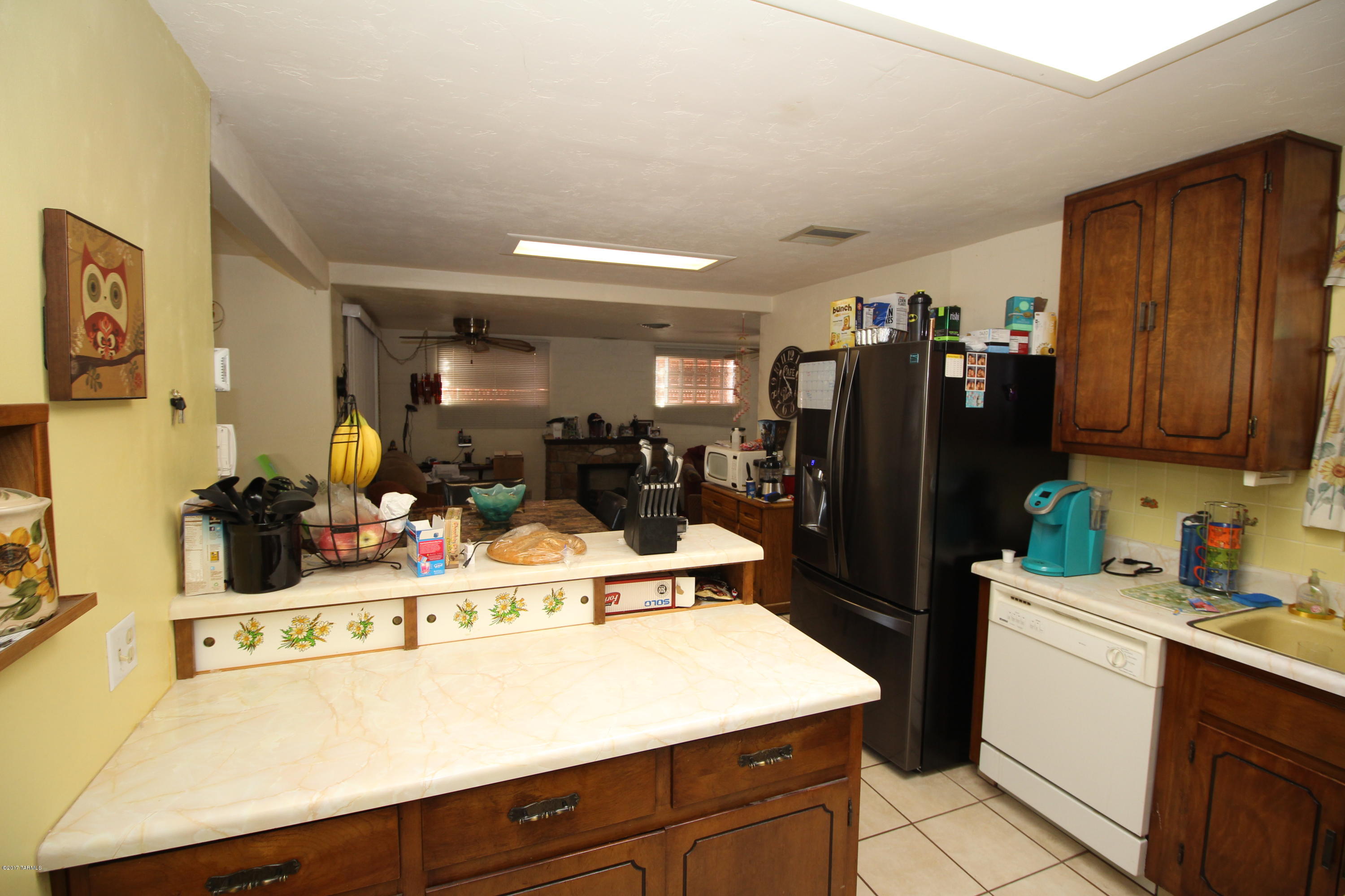 Country Club Manor - Residential
