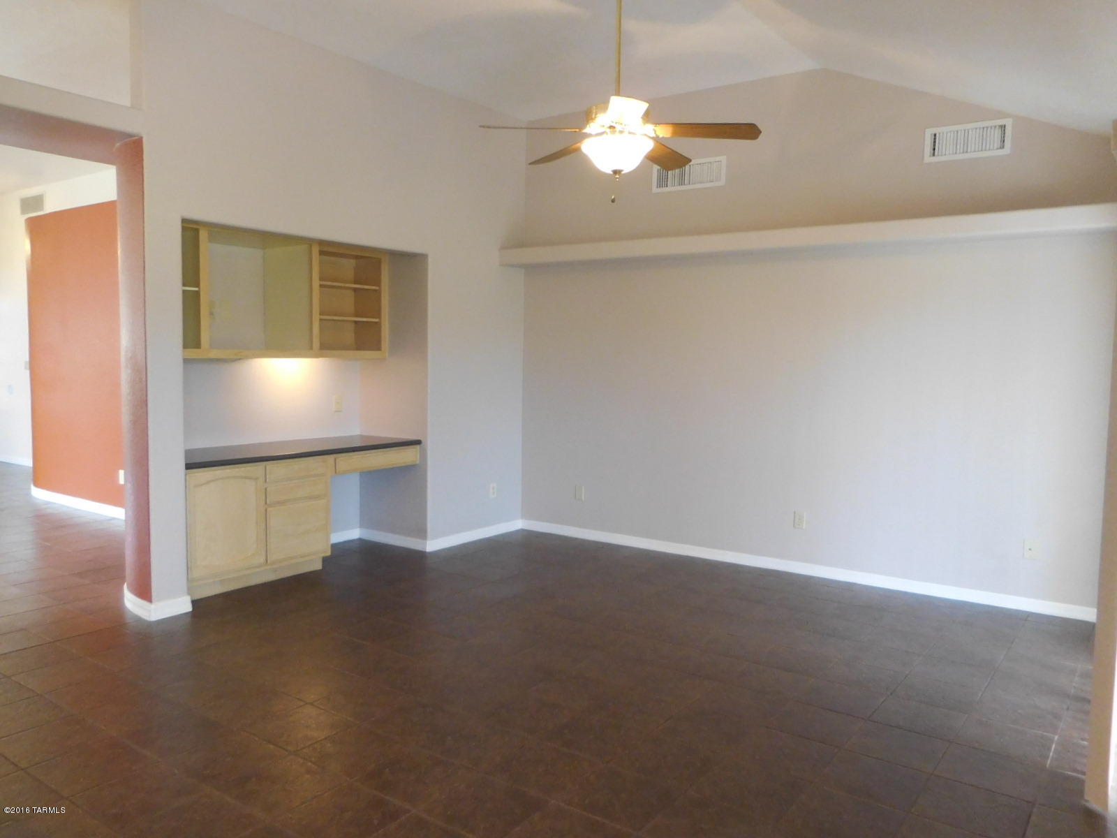 Fairway Village (1-64) - Residential Lease