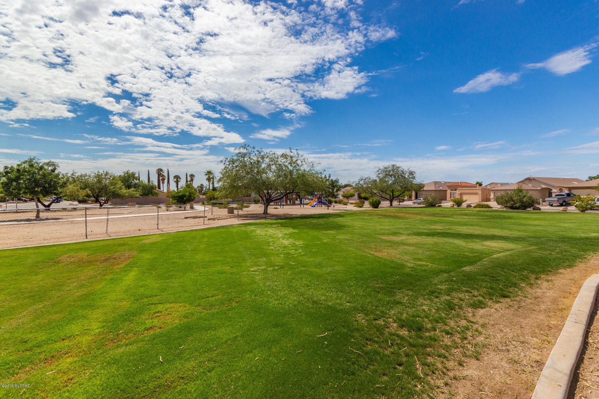 Hacienda Del Oro (1-78) - Residential