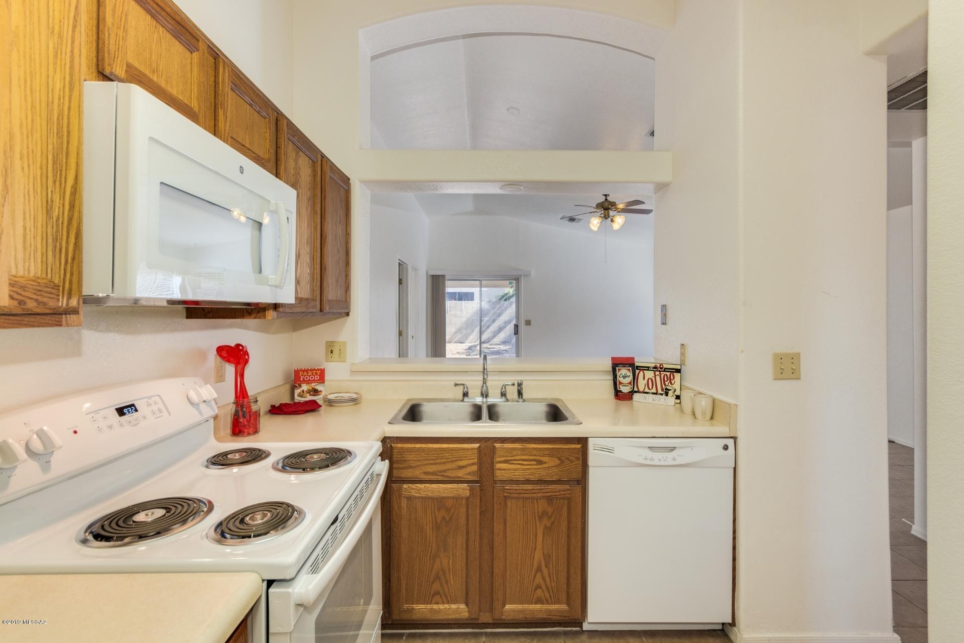 Hacienda Del Oro (1-78) - Residential