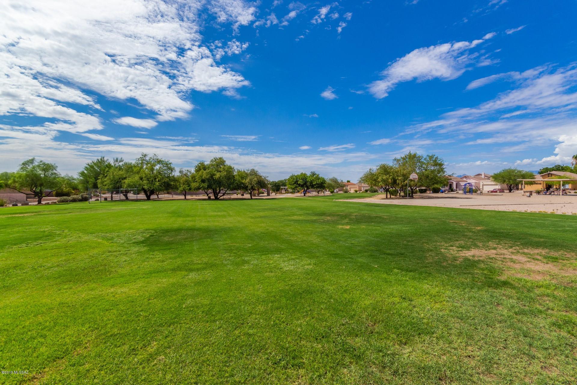 Hacienda Del Oro (1-78) - Residential