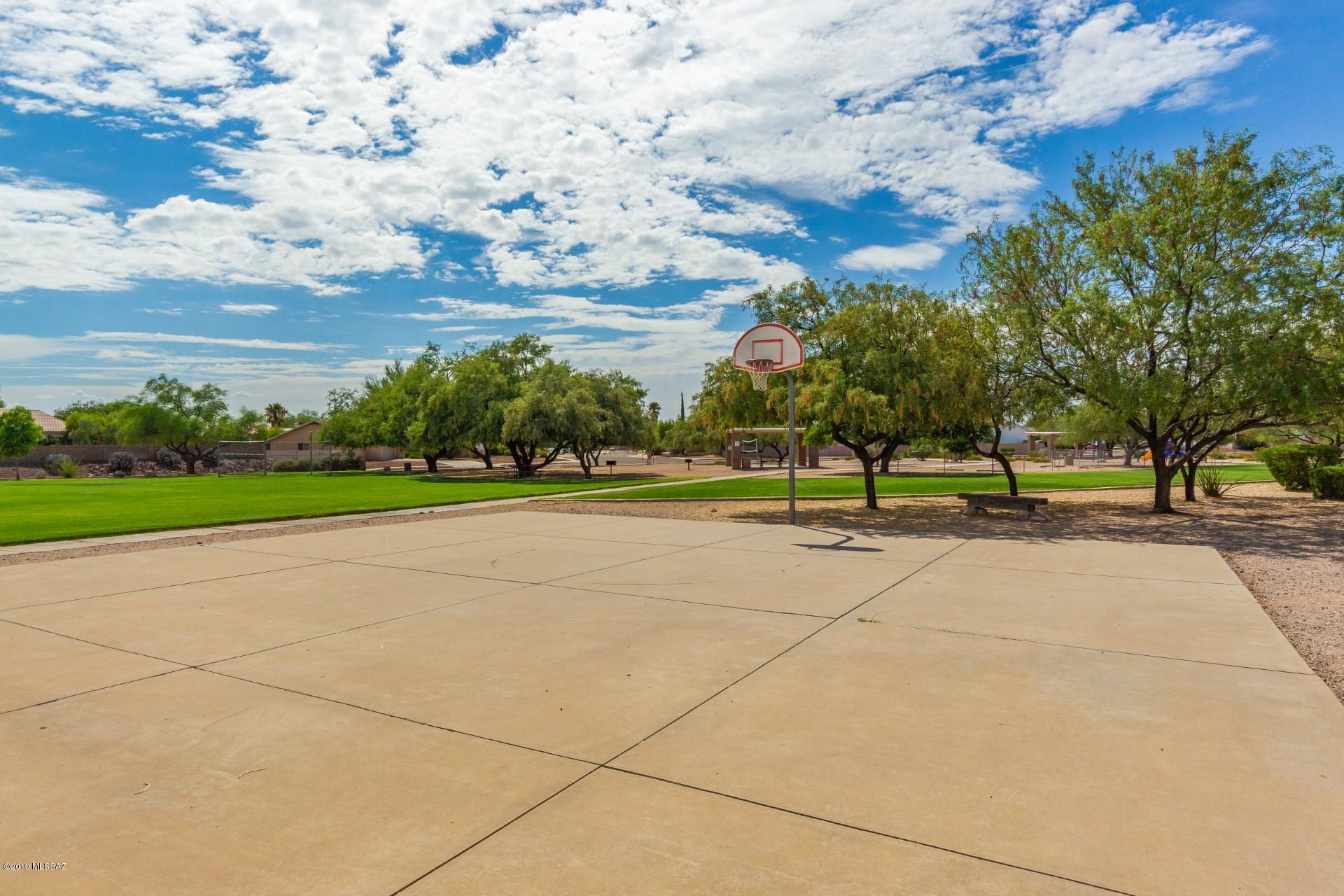 Hacienda Del Oro (1-78) - Residential