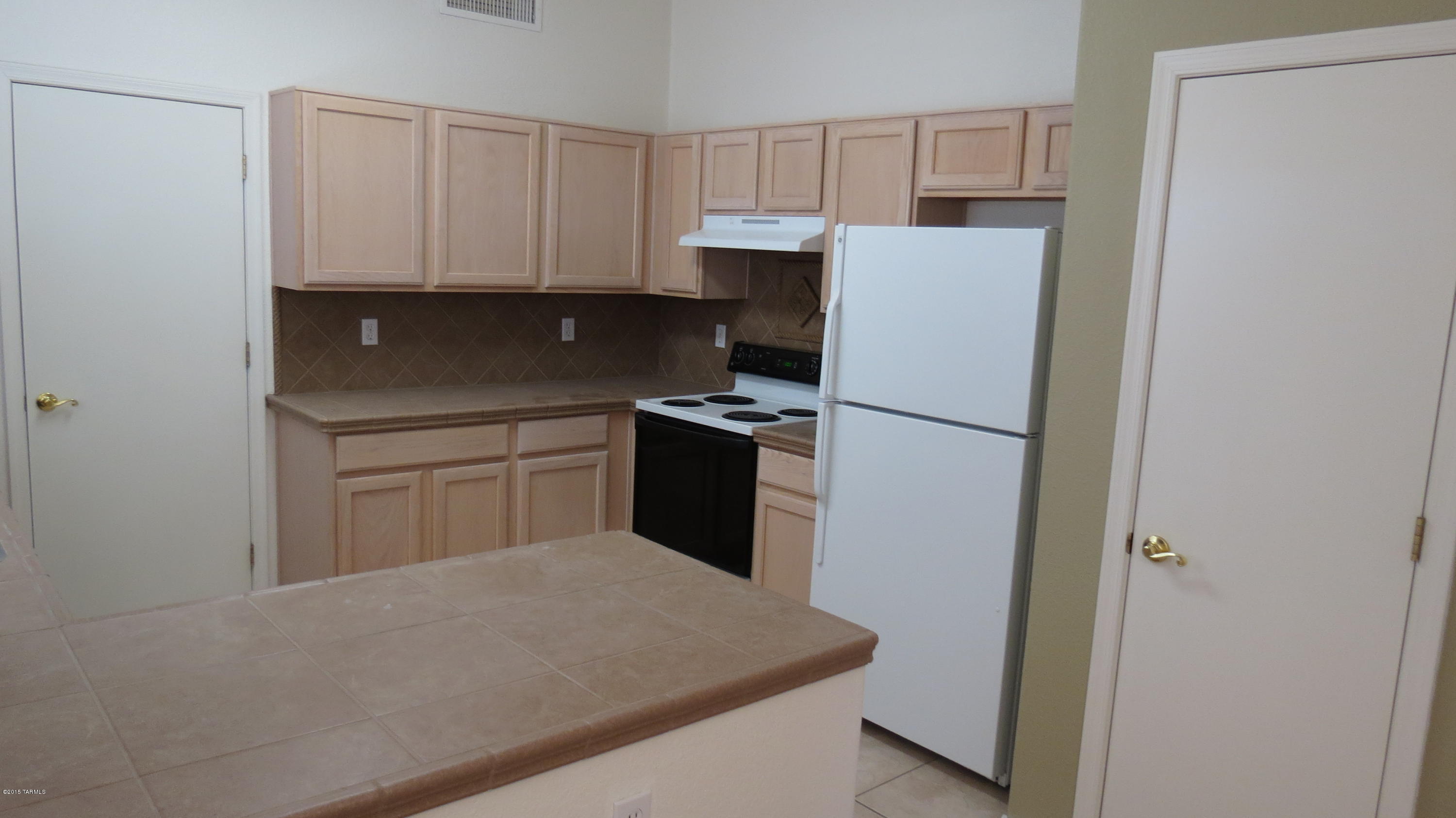Bluffs (The) 2 - Residential Lease