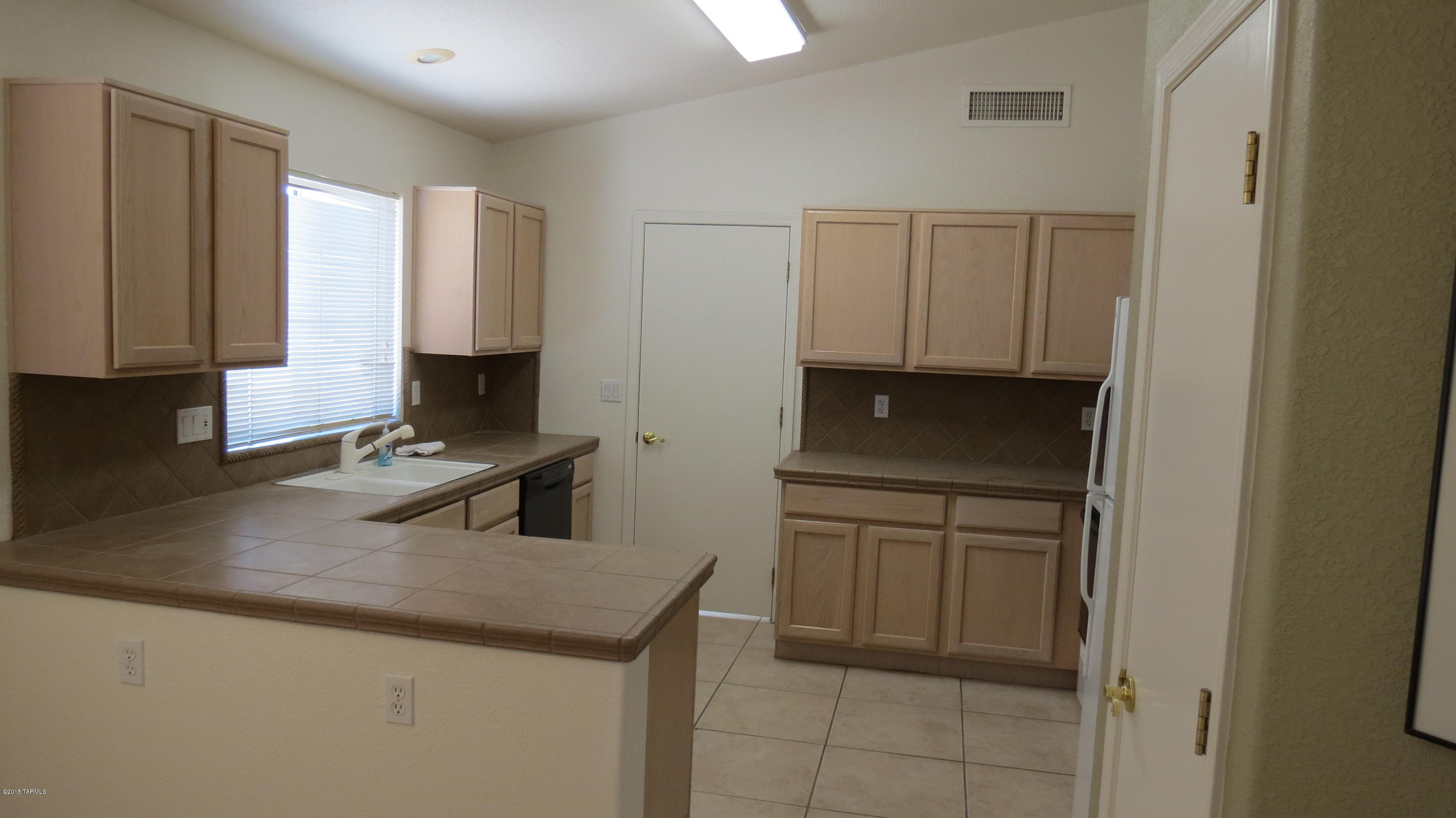 Bluffs (The) 2 - Residential Lease