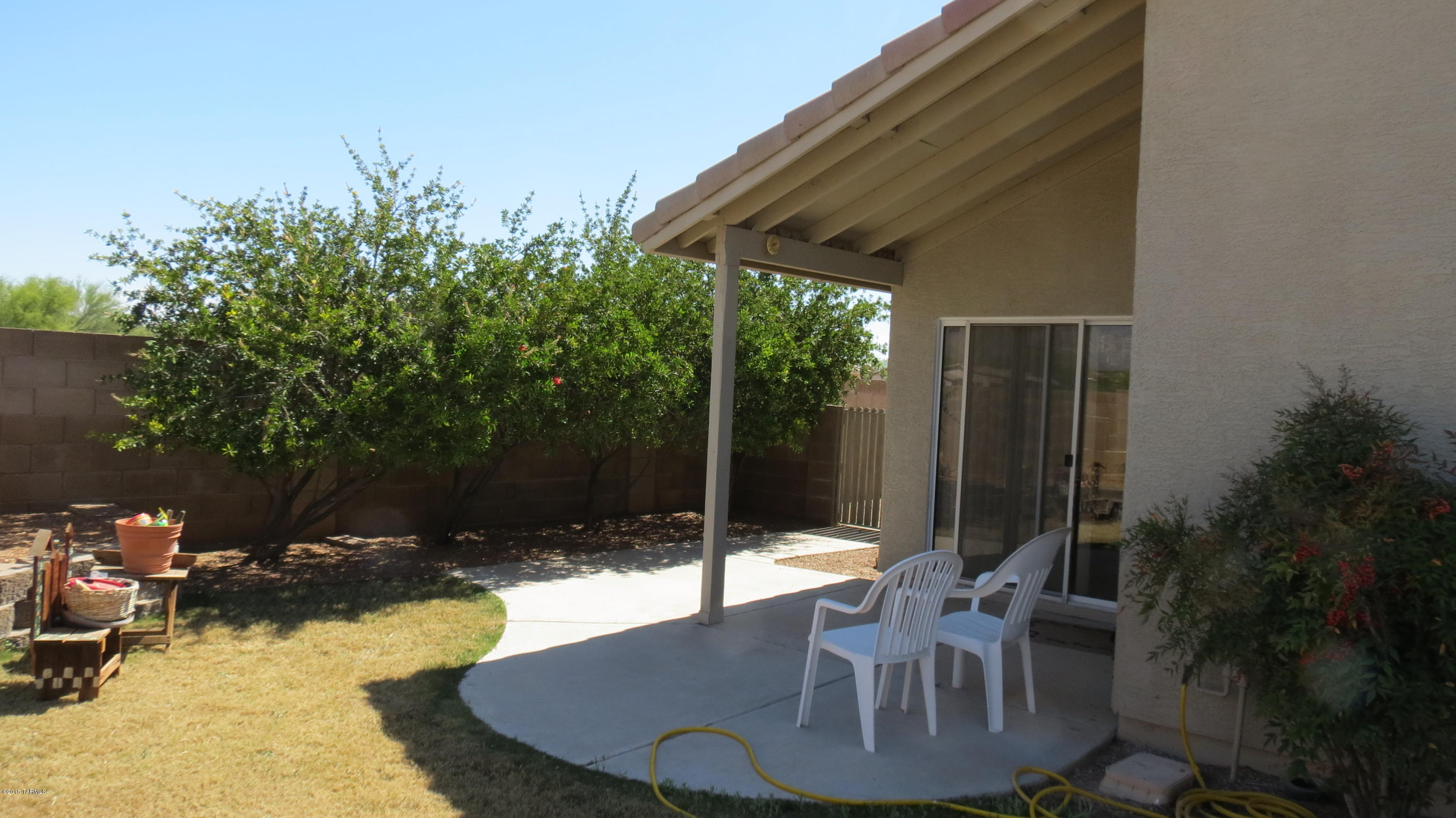 Bluffs (The) 2 - Residential Lease