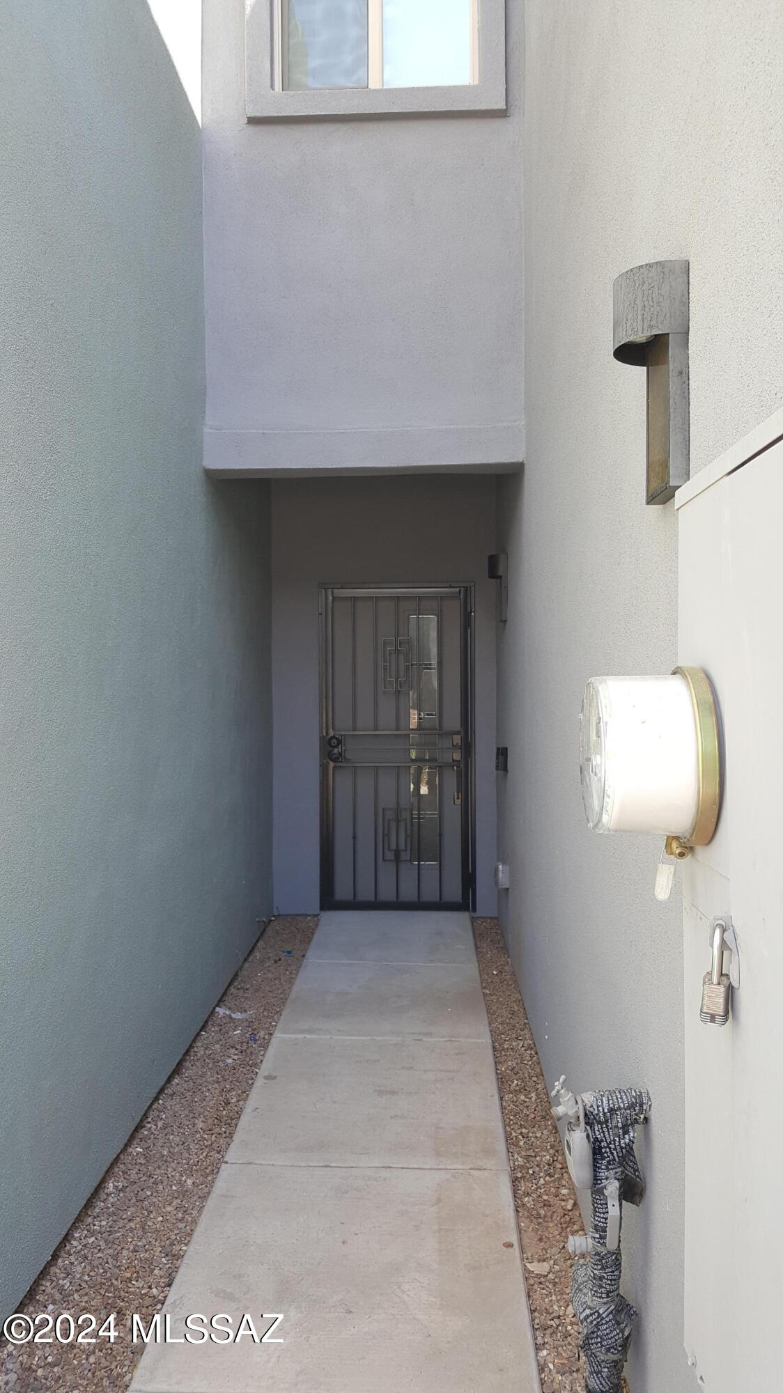 East Place - Residential Lease