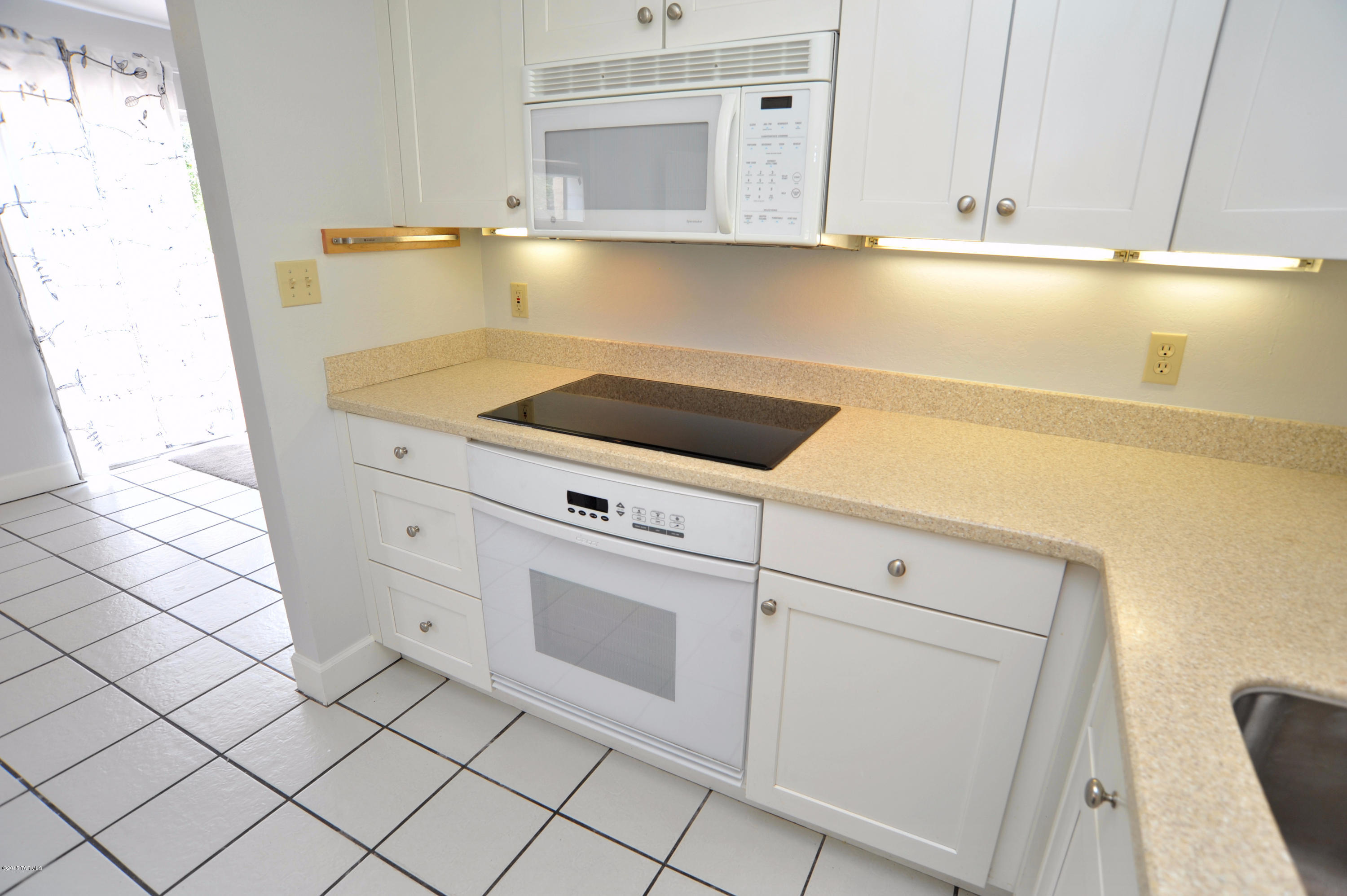 Sunrise Pointe Townhouses (1-21) - Residential