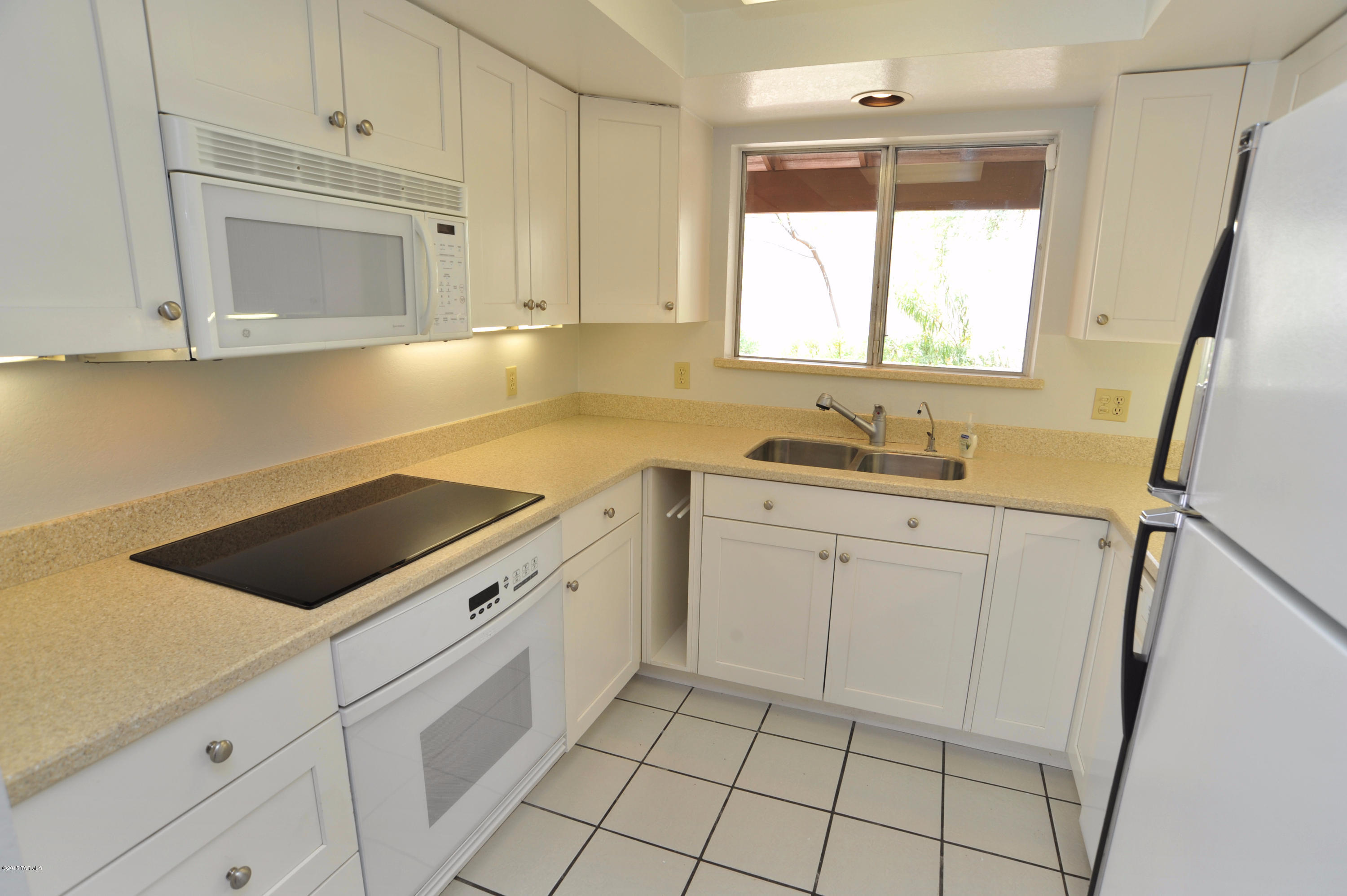 Sunrise Pointe Townhouses (1-21) - Residential
