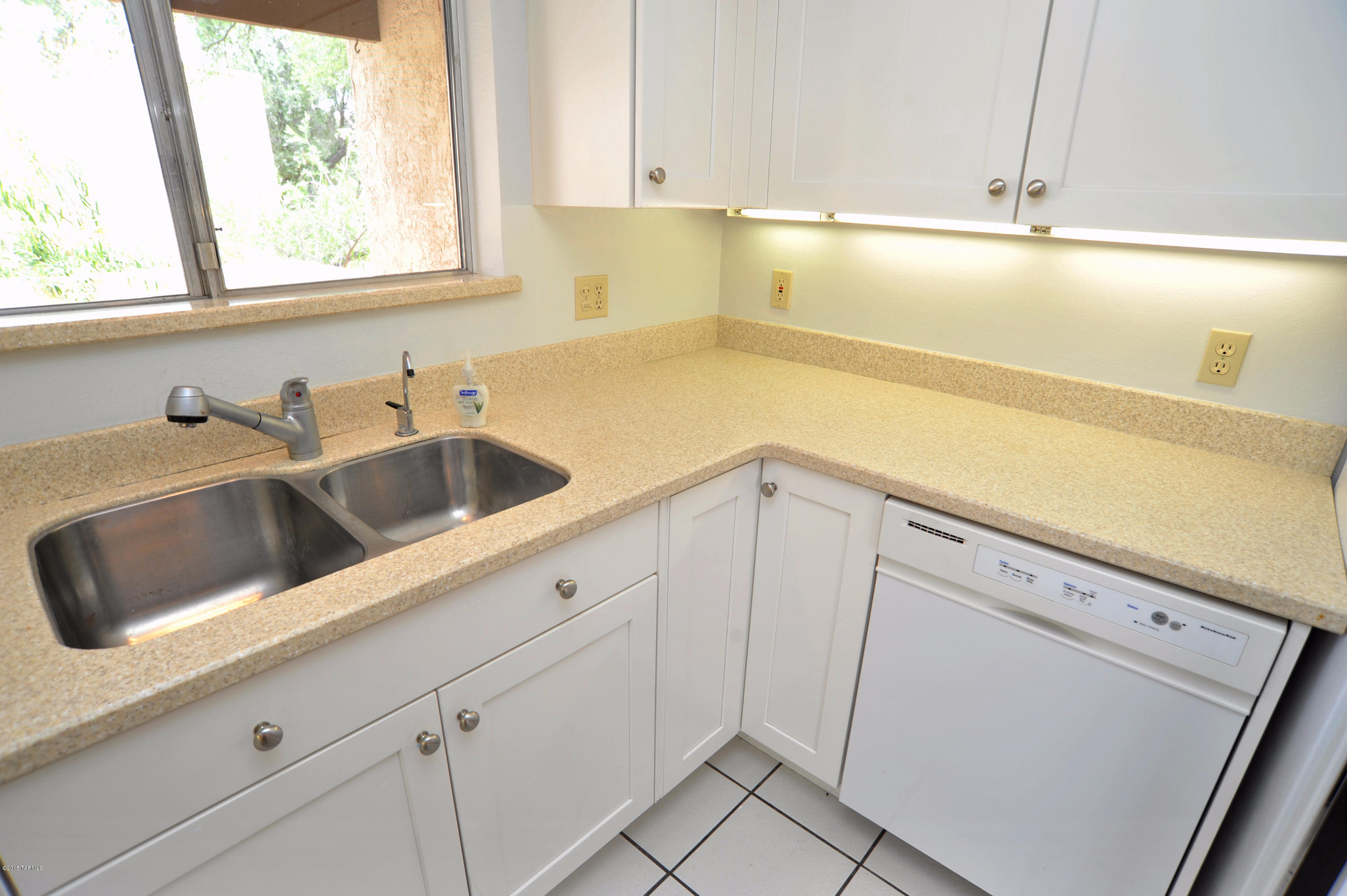 Sunrise Pointe Townhouses (1-21) - Residential