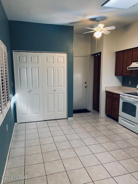 La Cholla Hills(314-353) - Residential