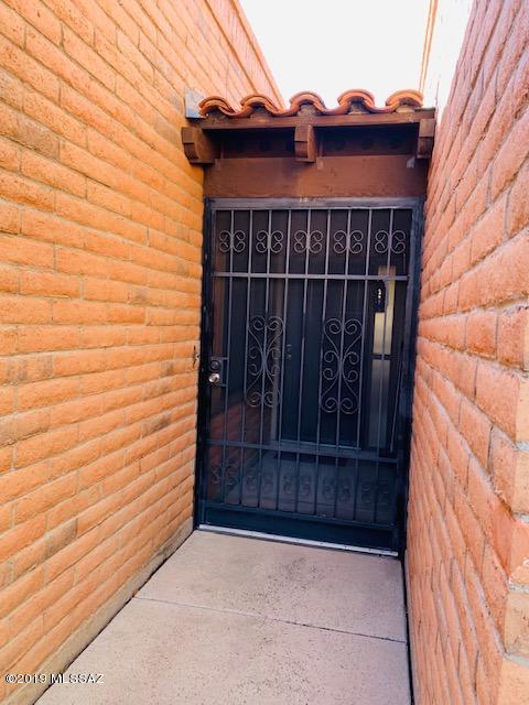 La Cholla Hills(314-353) - Residential
