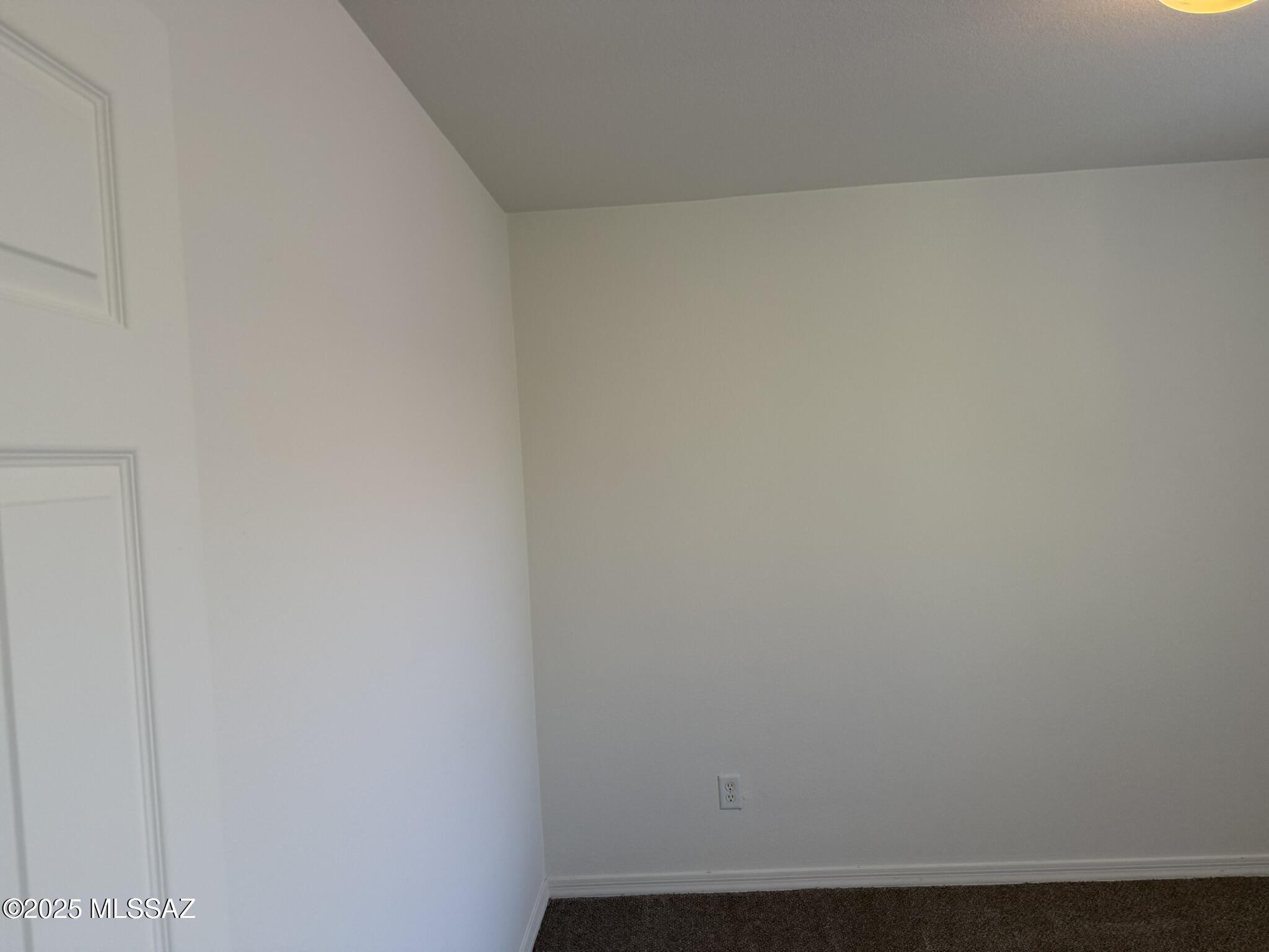 Presidio De Cancion (1-200) - Residential Lease