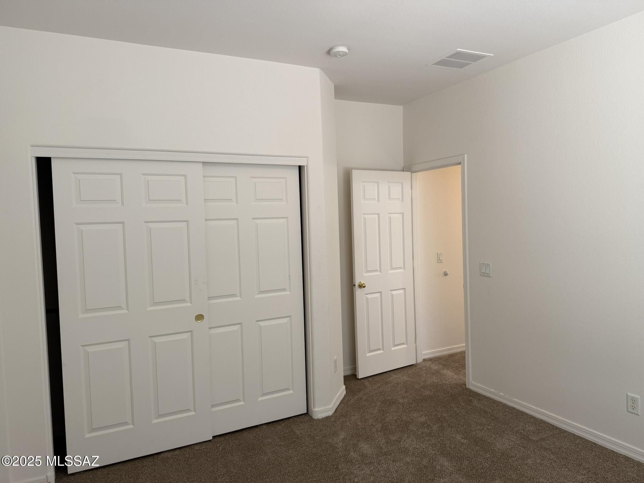 Presidio De Cancion (1-200) - Residential Lease