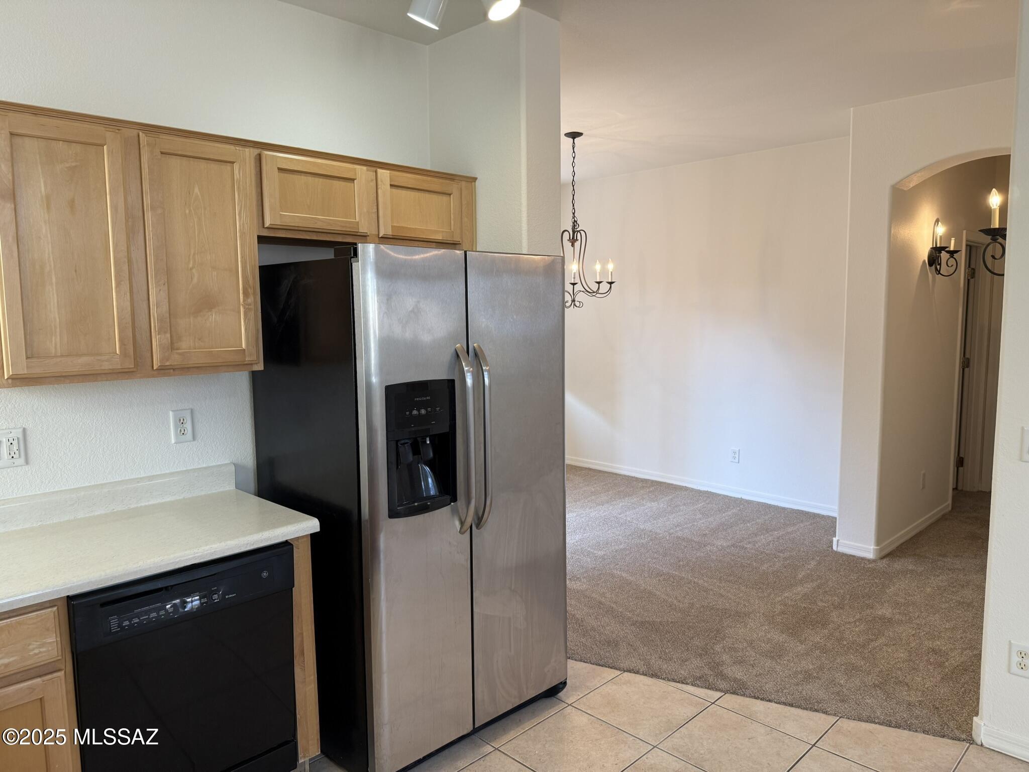 Presidio De Cancion (1-200) - Residential Lease