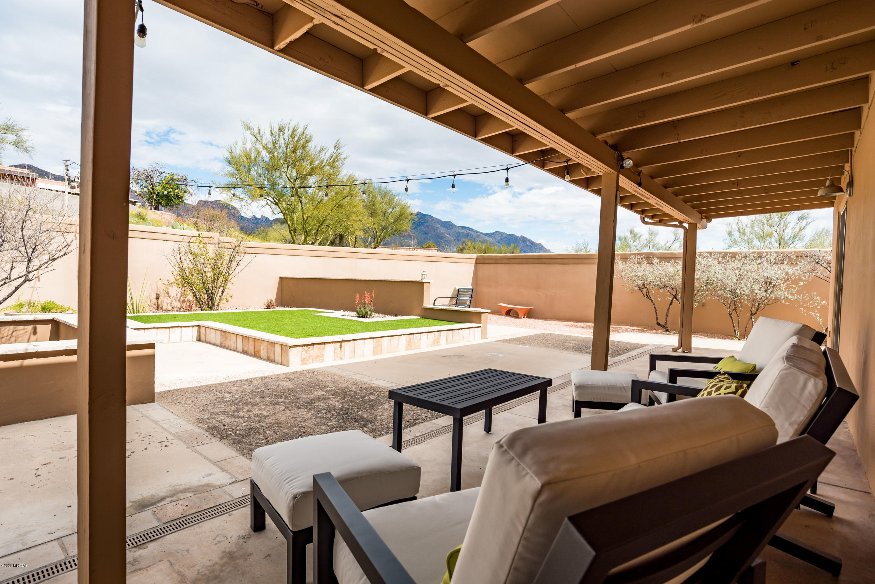 Catalina Foothills (District 16) nicely updated, well maintained, 4 bedroom 2 bath home in Vista De Las Candelas Estates. .81 acres / No HOA!

Contemporary exterior, with amazing mountain views. Serene setting in large backyard, big enough for a future pool and spa. Polished concrete floors, upgraded bathroom vanities, showers, and more. 

The open kitchen has upgraded cabinetry and counters. Large secondary bedrooms and a large master bedroom with a sliding door for access to backyard. This home at this price, simply will not last. Make your appointment to see this today!