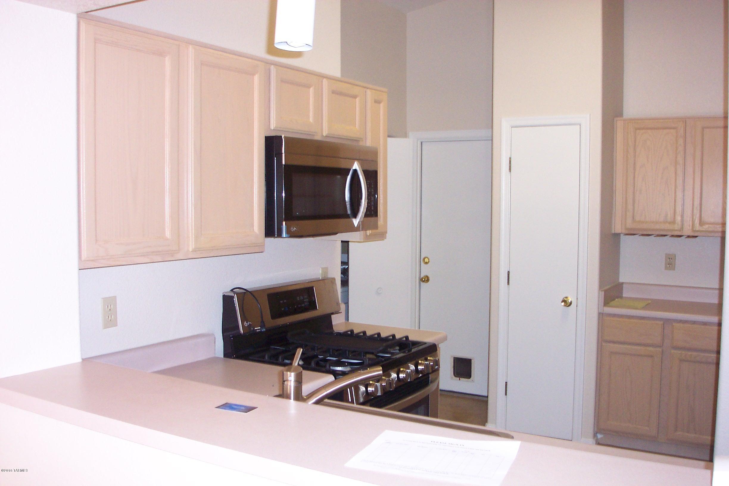 Elliott Homes At Rita Ranch (1-521) - Residential