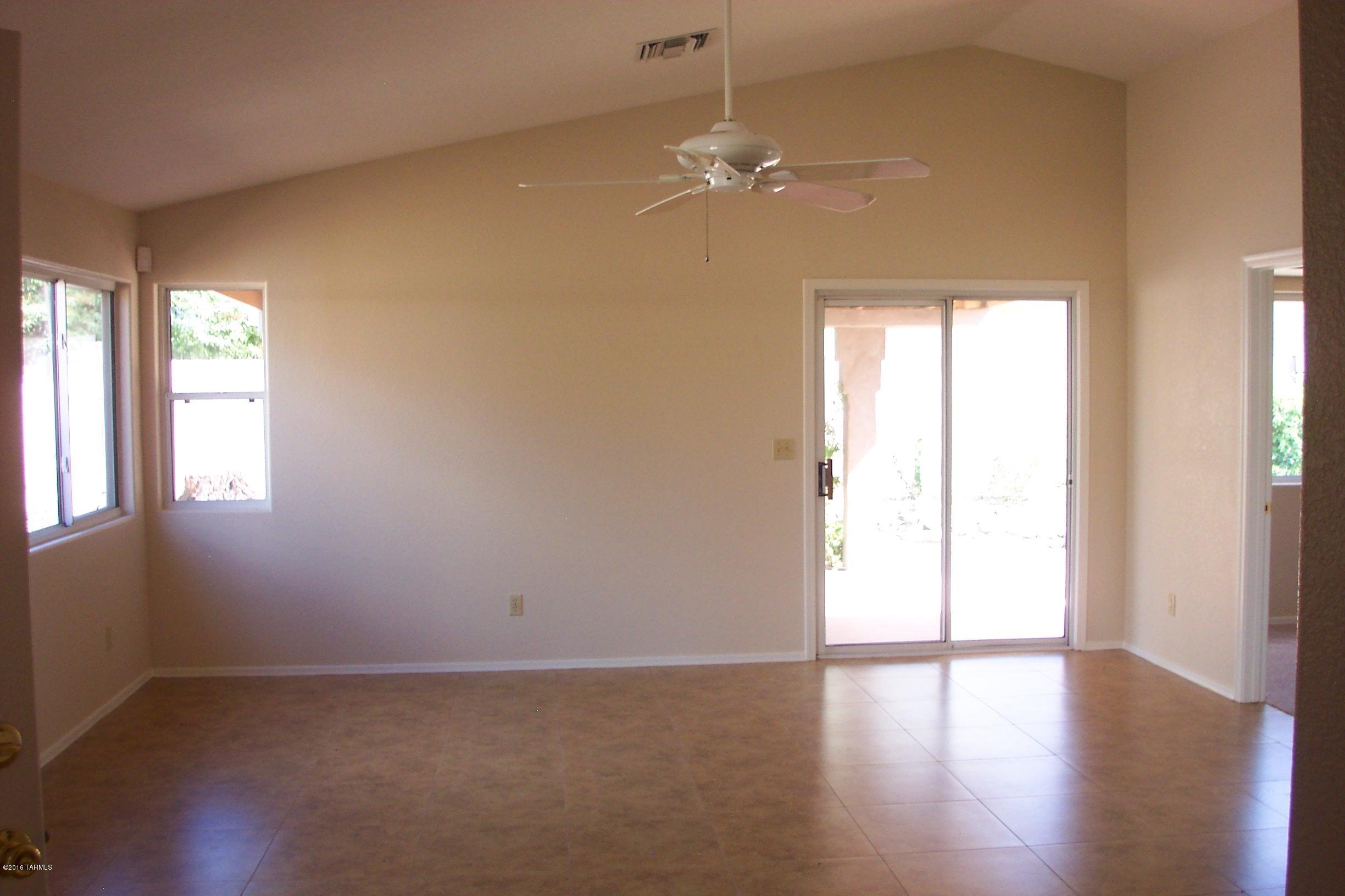 Elliott Homes At Rita Ranch (1-521) - Residential