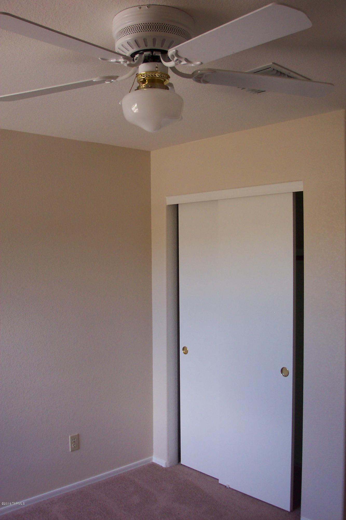 Elliott Homes At Rita Ranch (1-521) - Residential