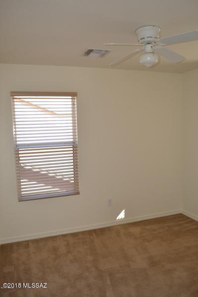 Mariposa Trail - Residential Lease