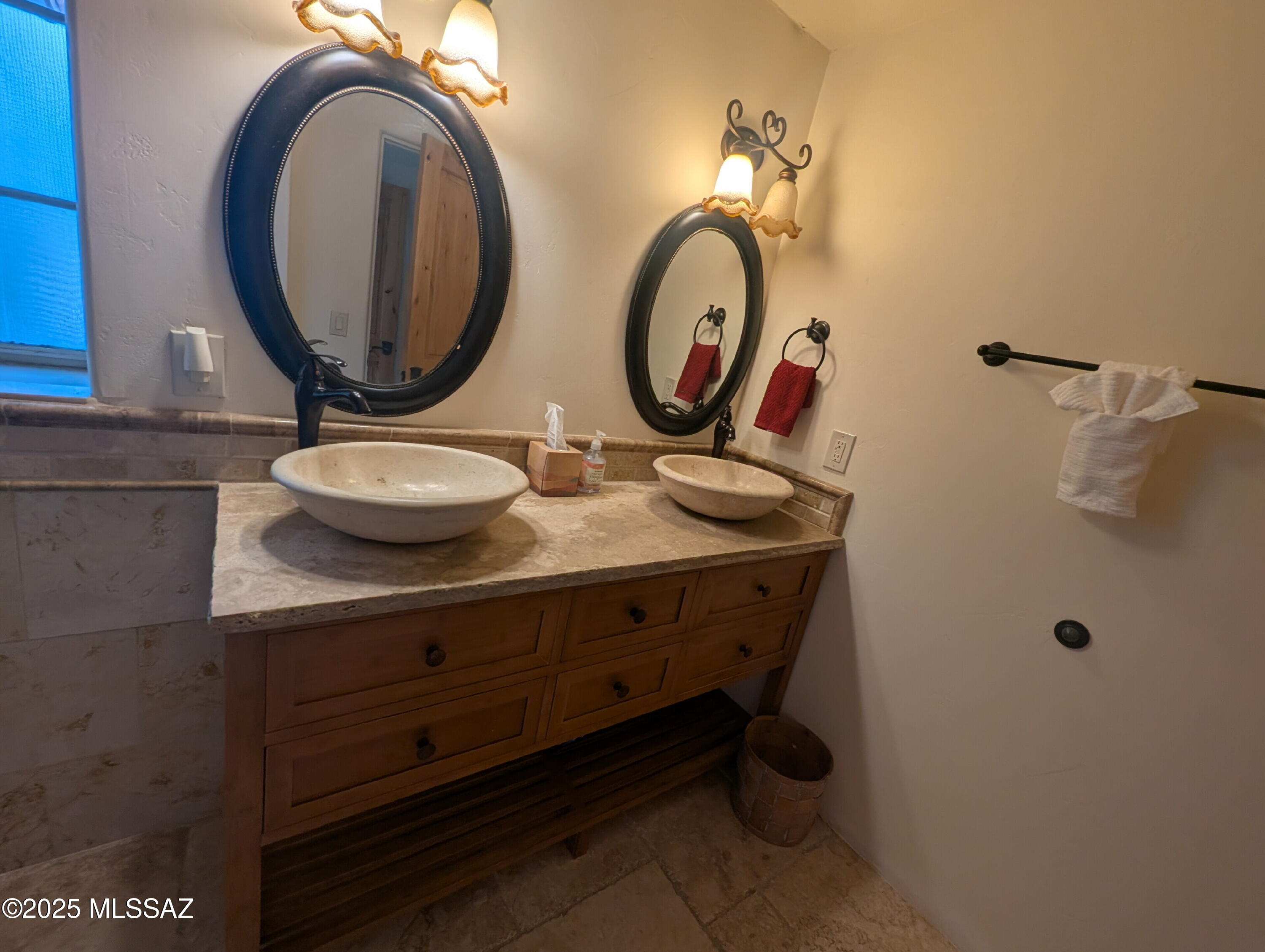 Catalina Foothills Estates NO. 2 - Residential Lease