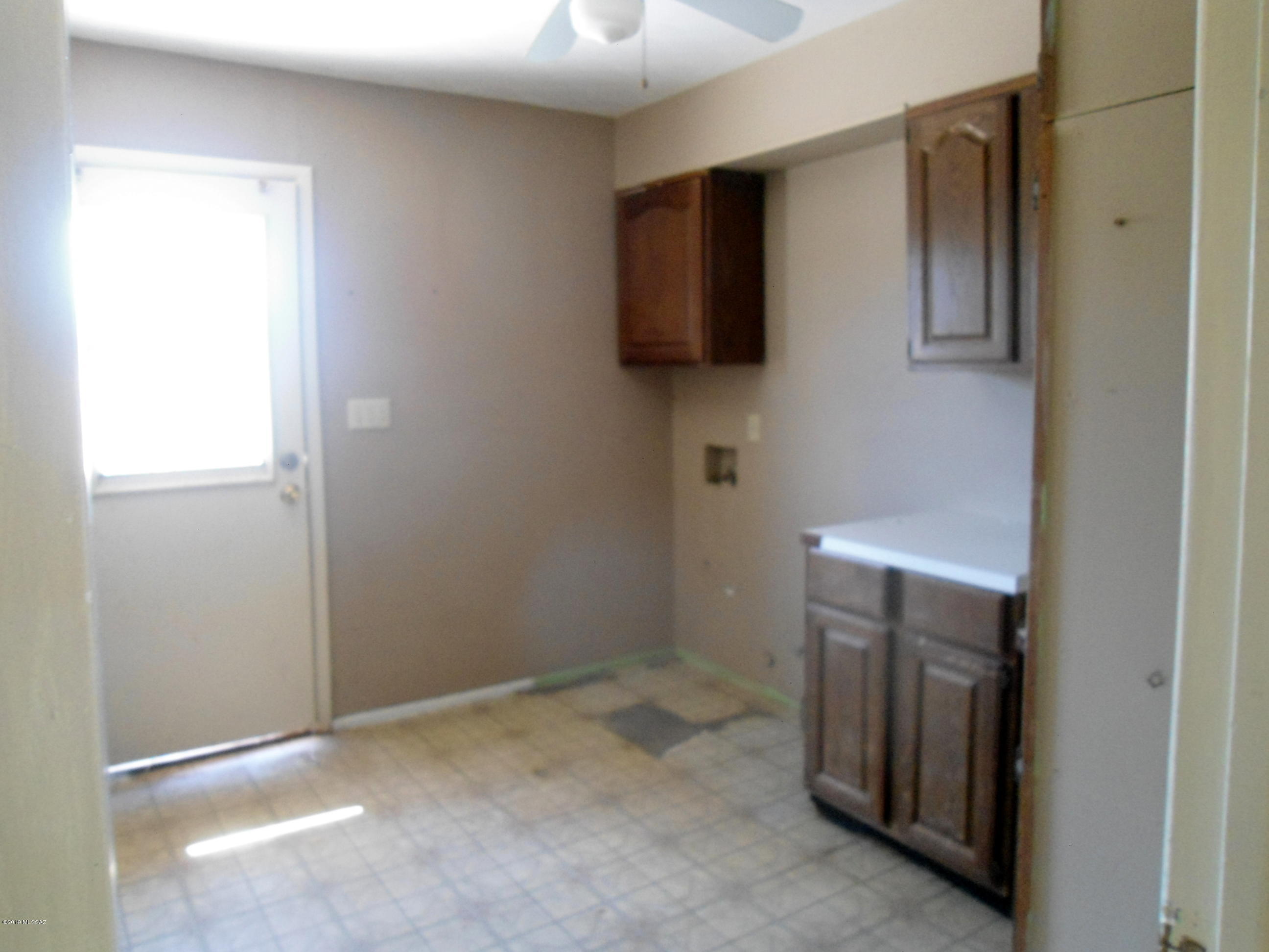 Unsubdivided - Residential