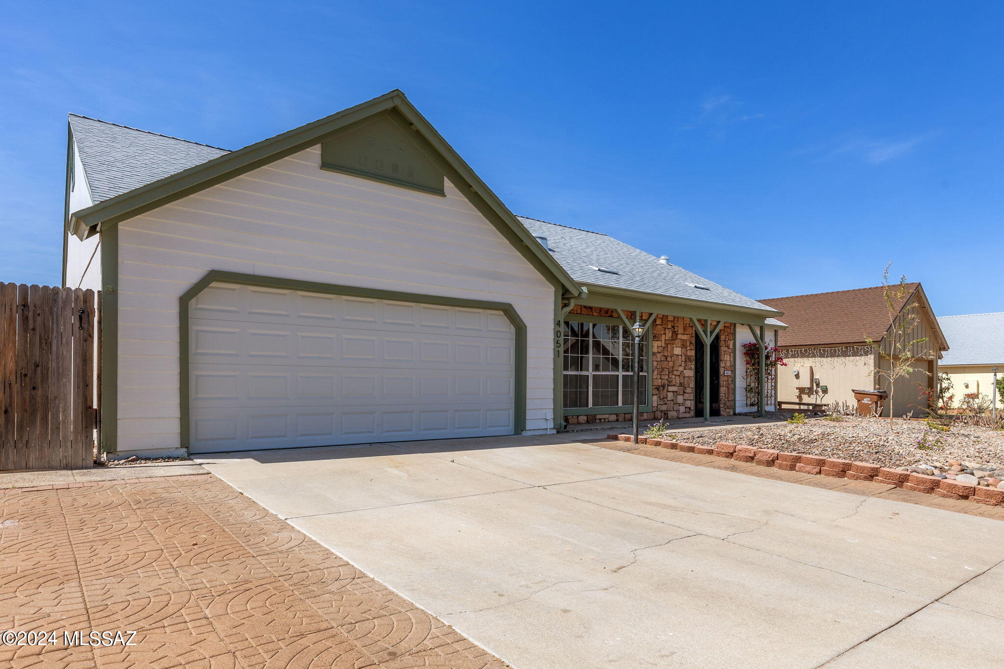 Cortaro Ridge (125-214) - Residential