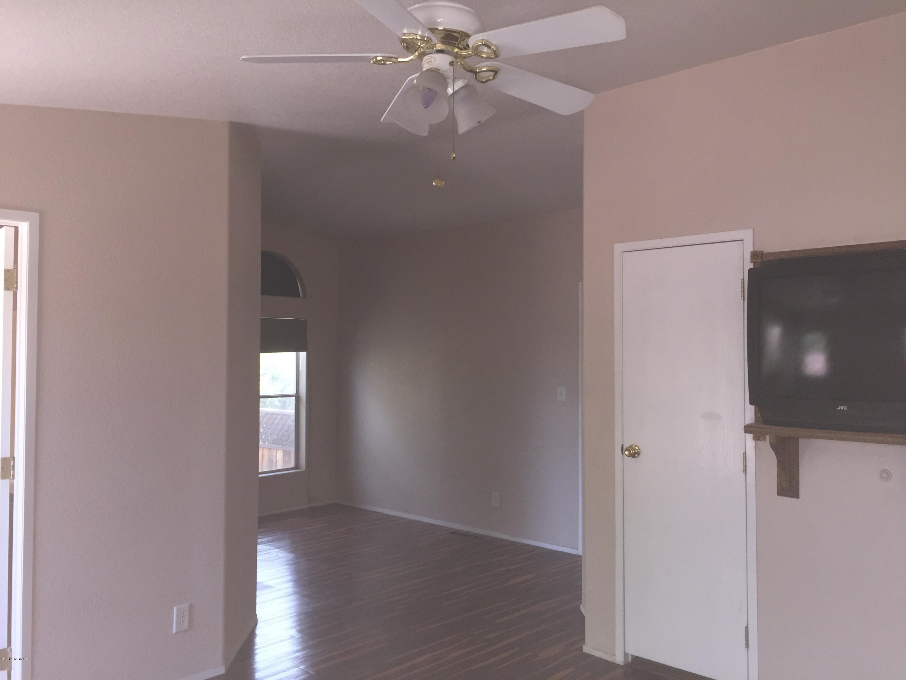 Window Rock East (1-119) - Residential Lease