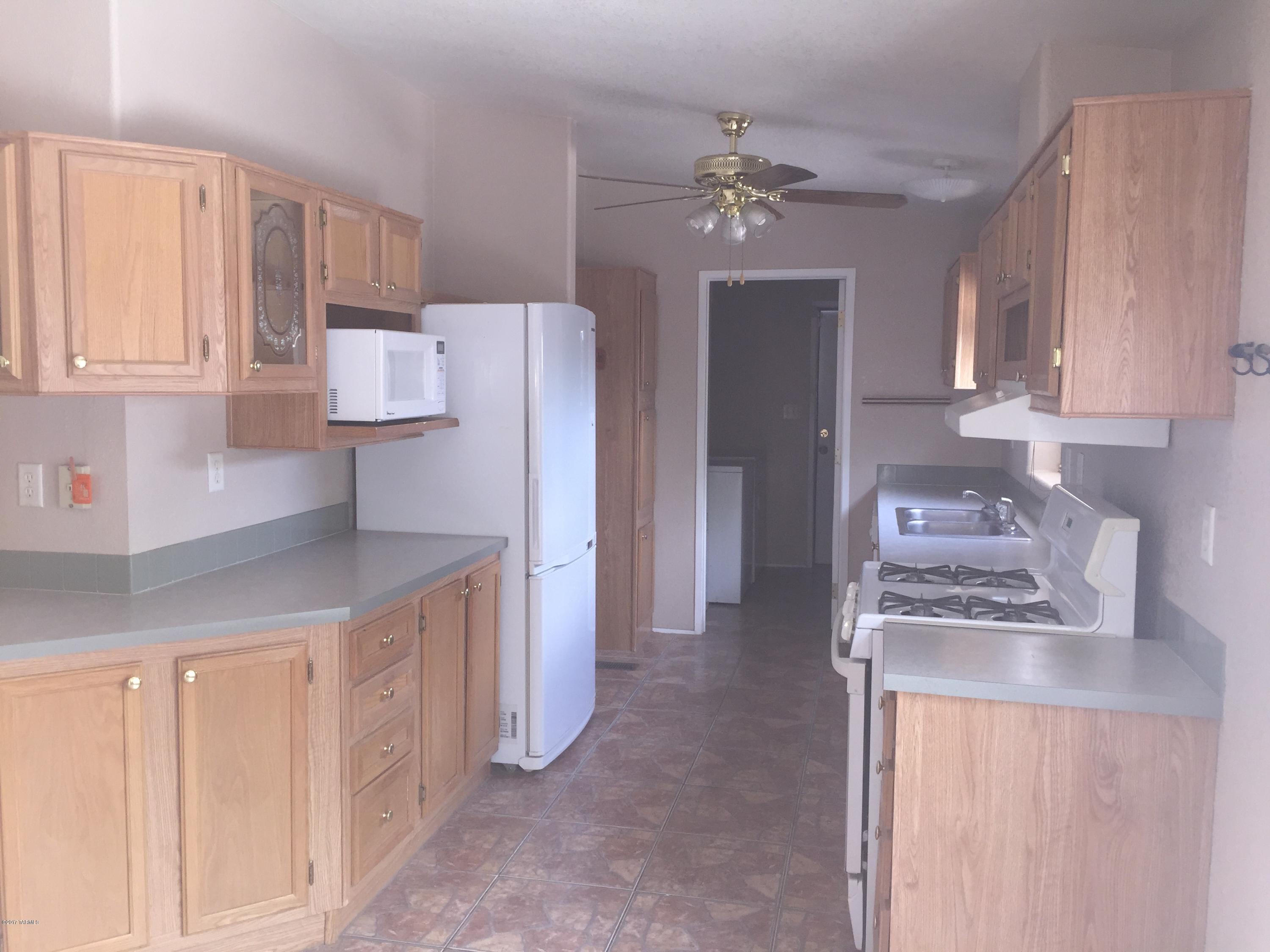 Window Rock East (1-119) - Residential Lease