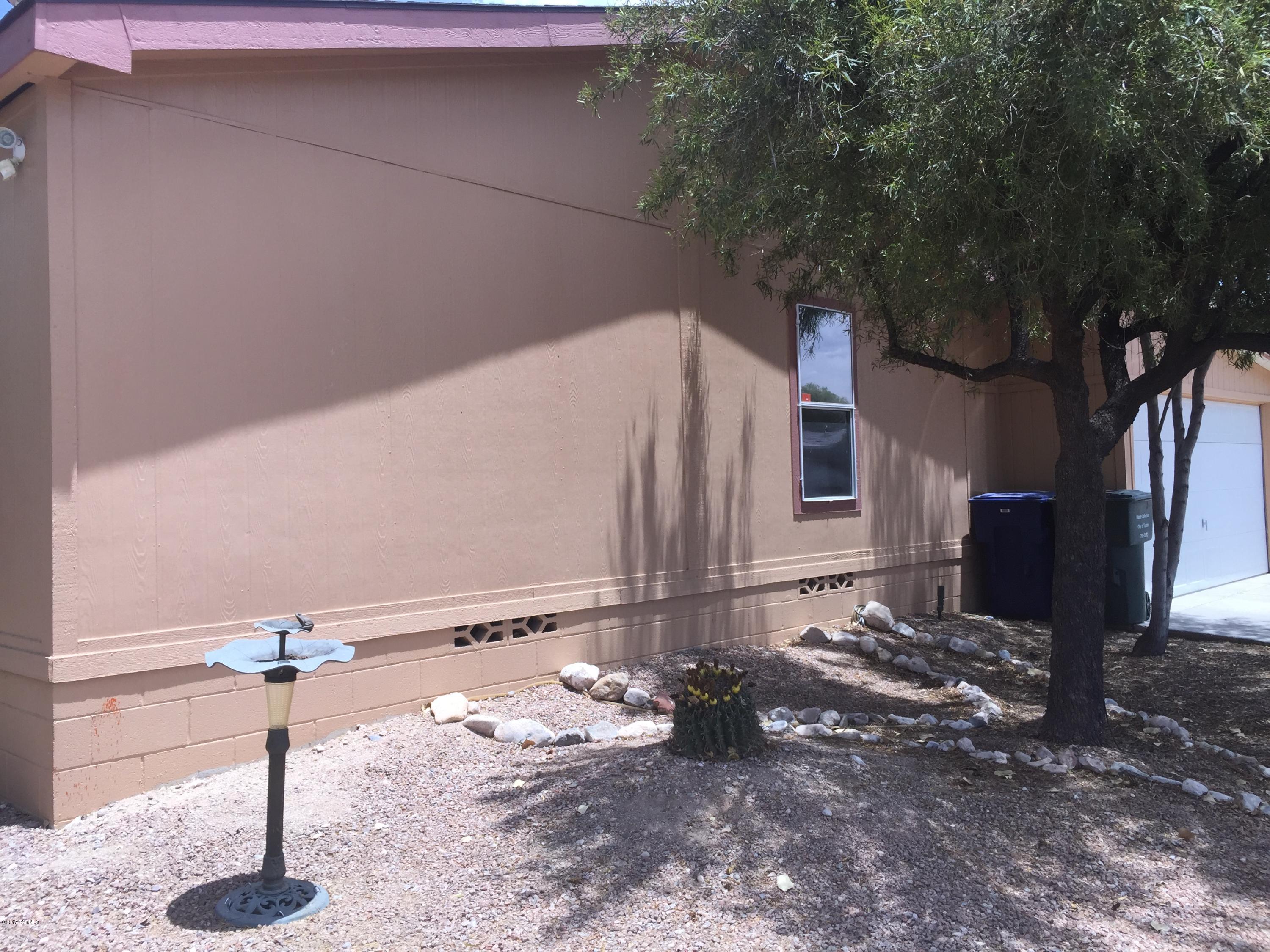Window Rock East (1-119) - Residential Lease