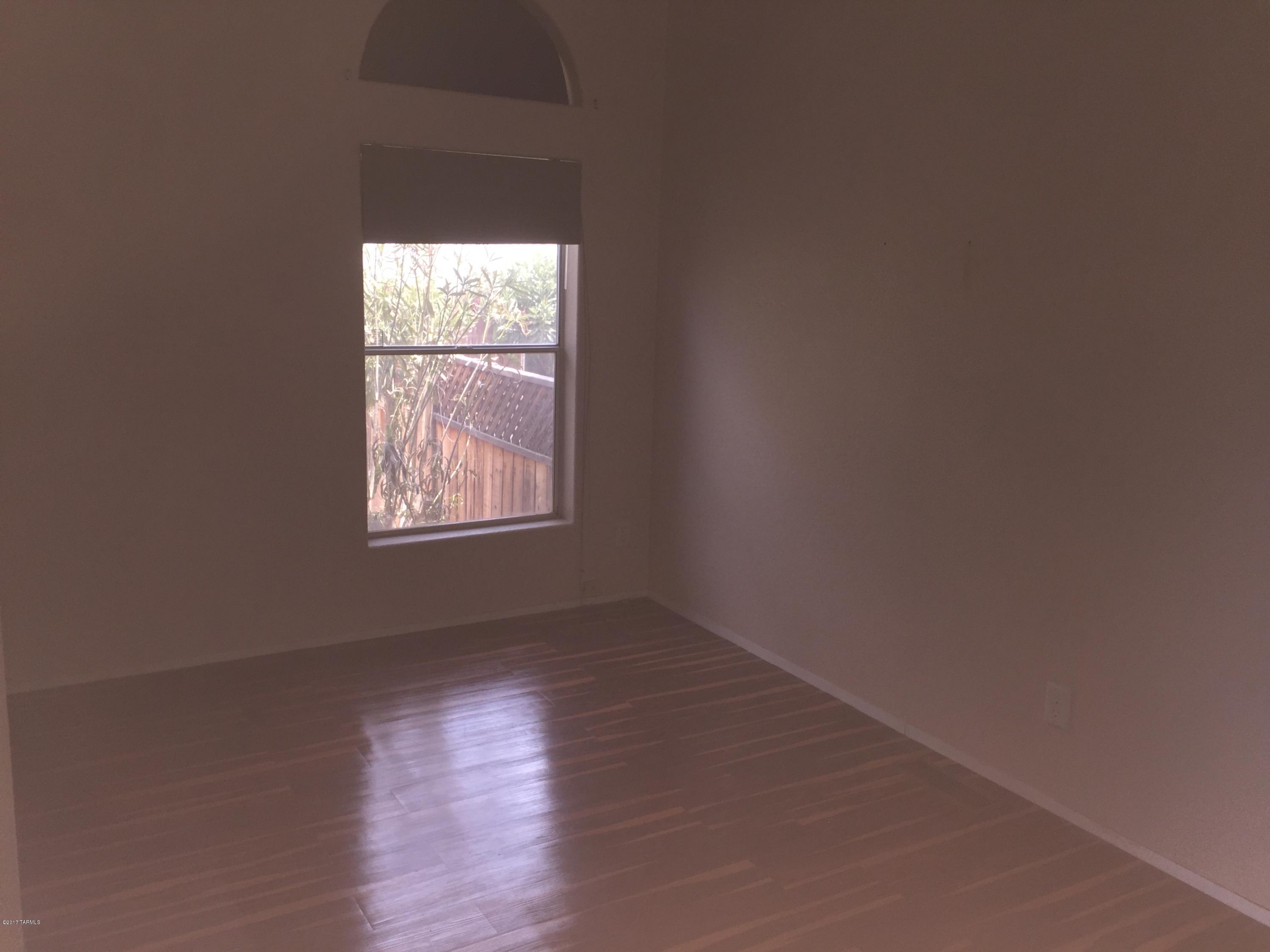 Window Rock East (1-119) - Residential Lease