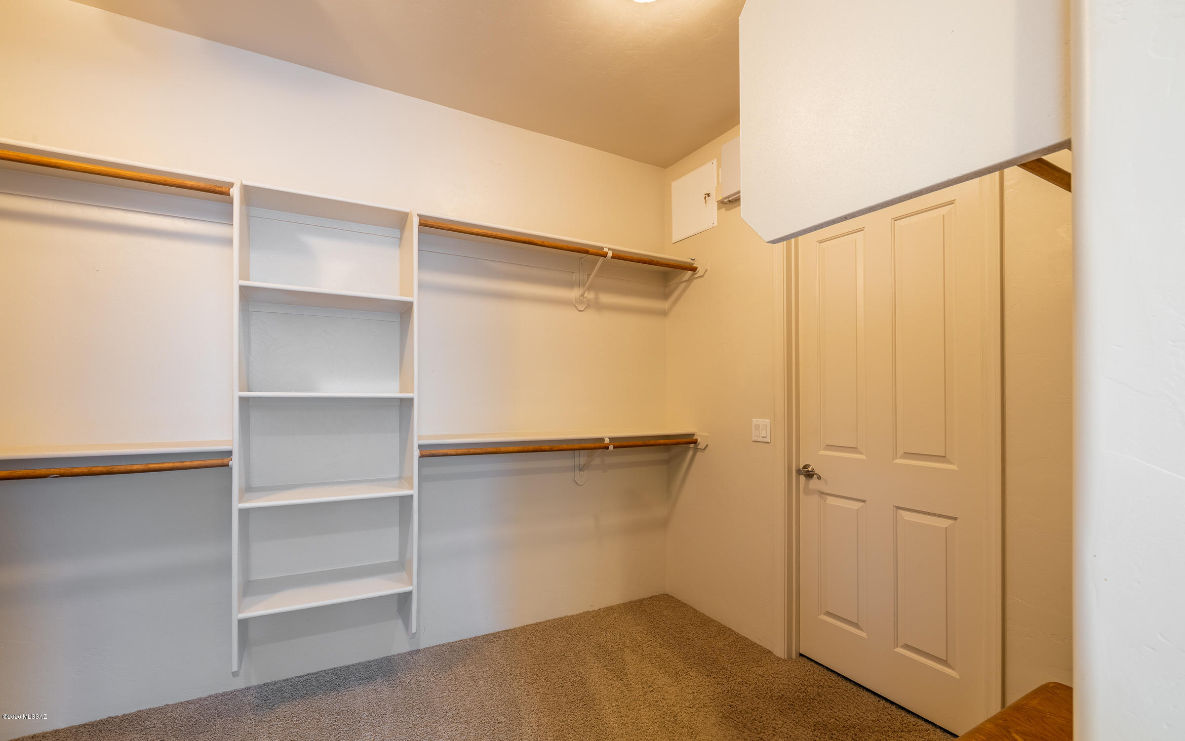 Coyote Creek (1-395) - Residential