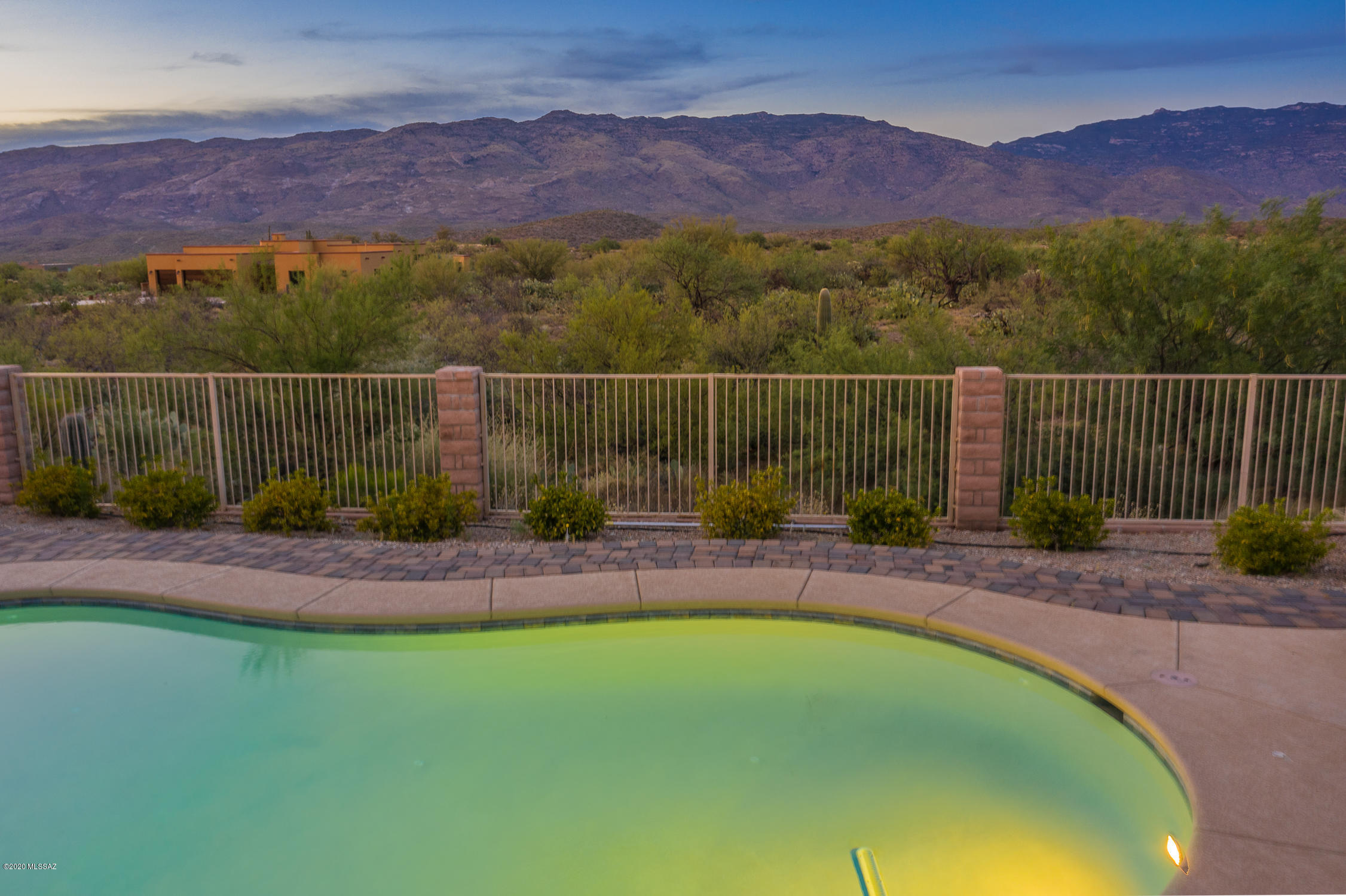 Coyote Creek (1-395) - Residential